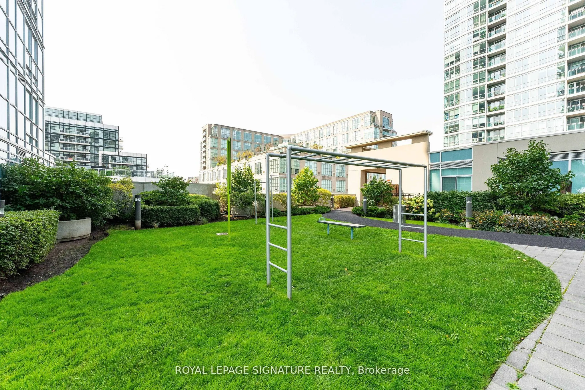 165 Legion Road N, #527