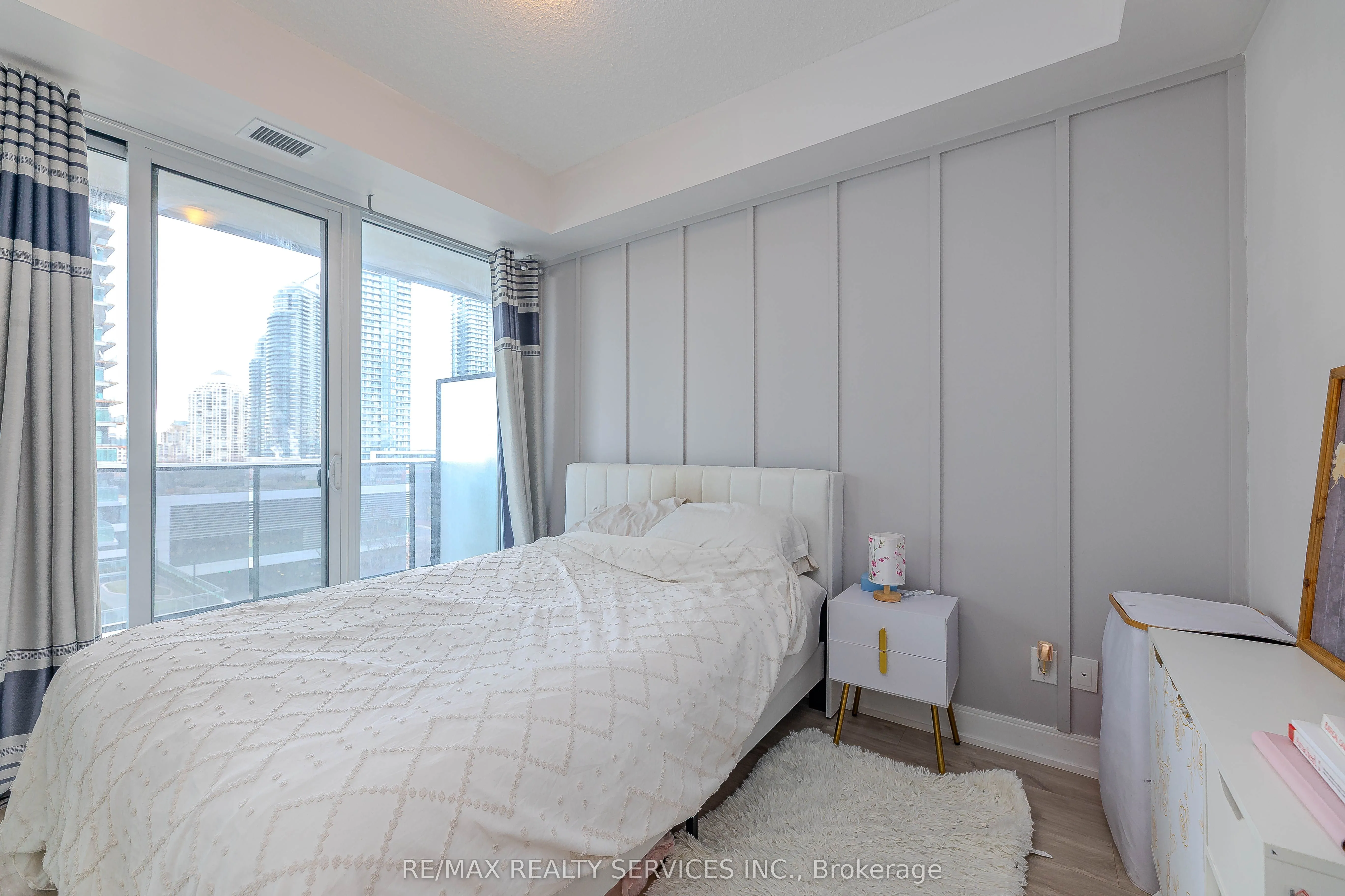 70 Annie Craig Drive, #608