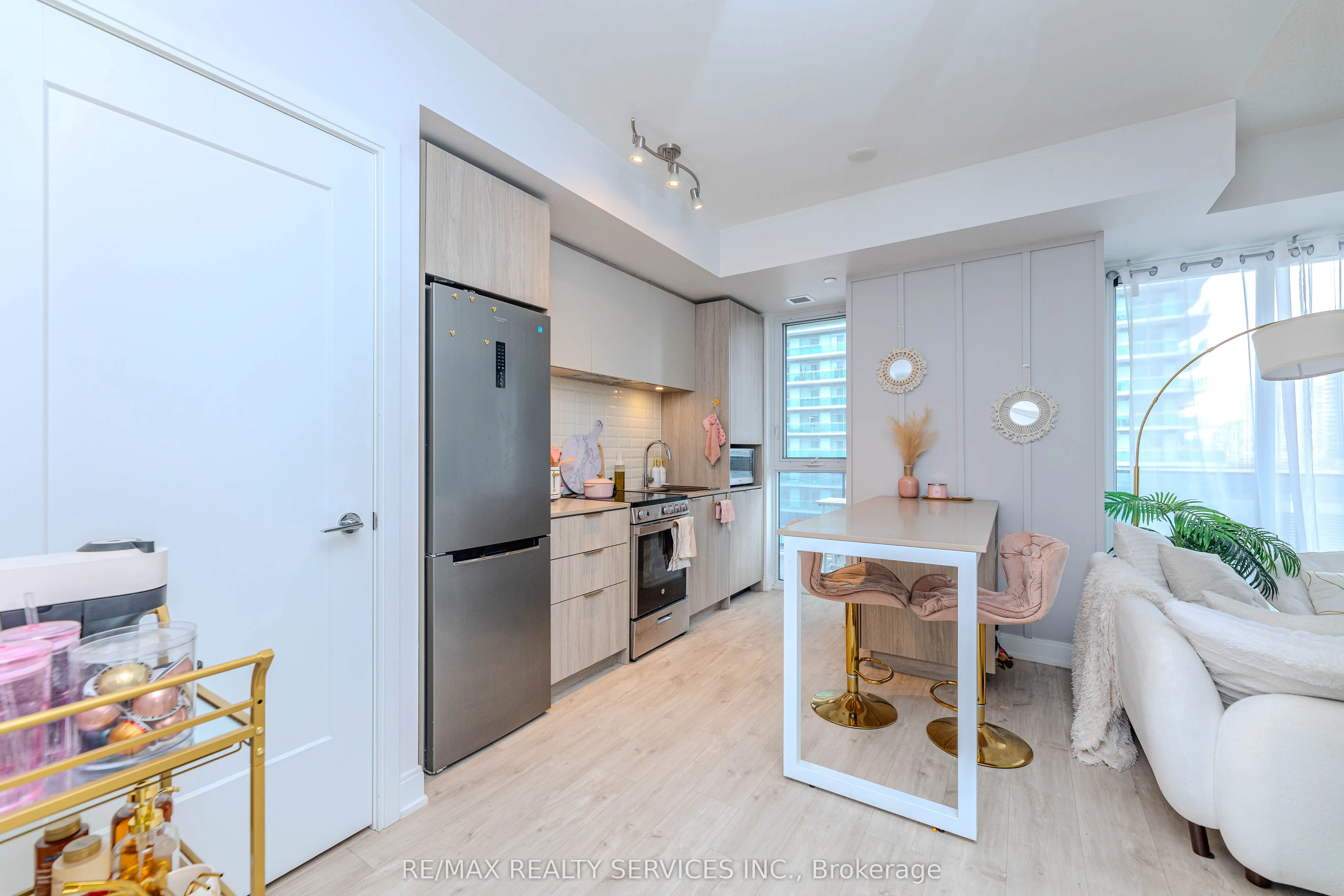 70 Annie Craig Drive, #608