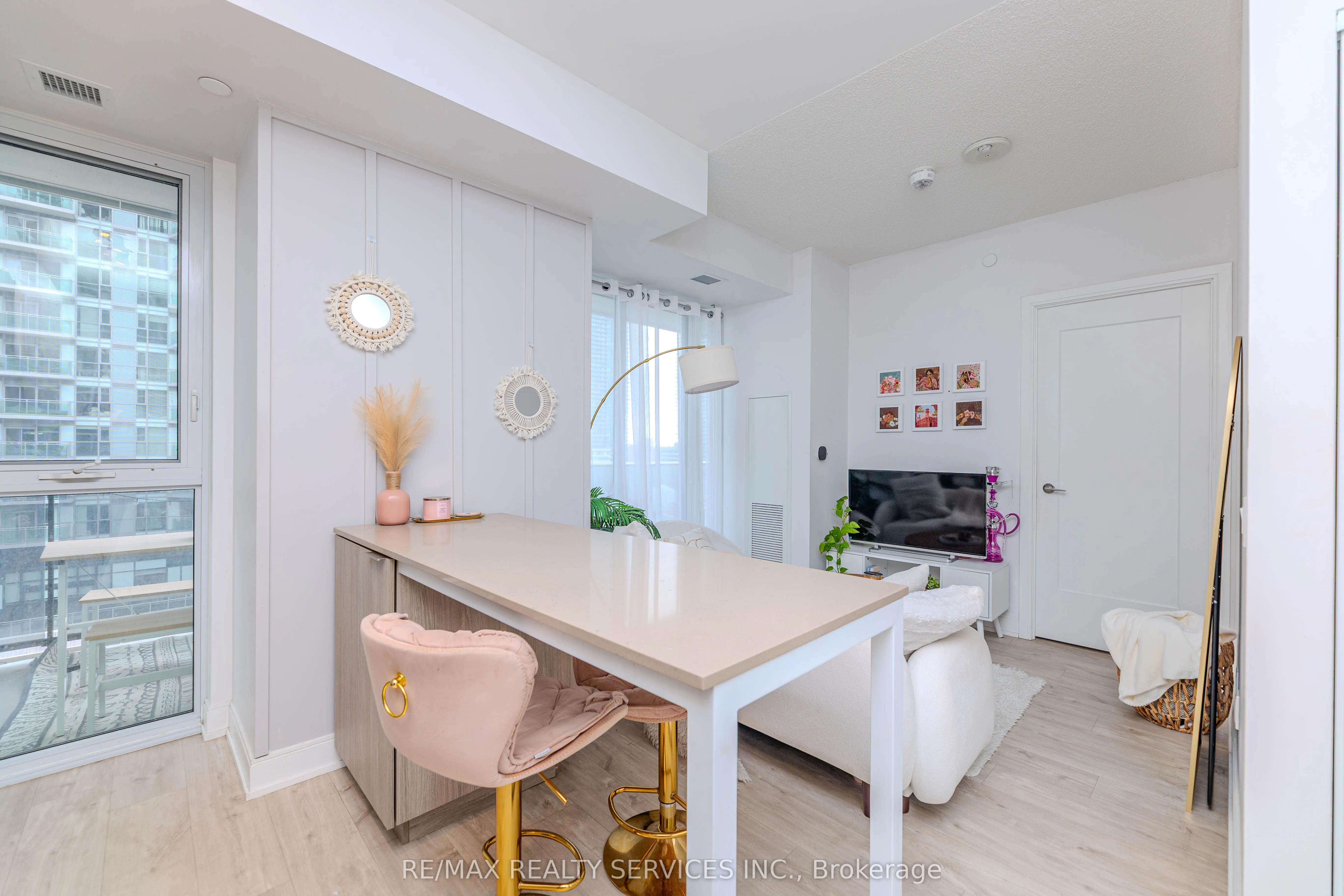 70 Annie Craig Drive, #608
