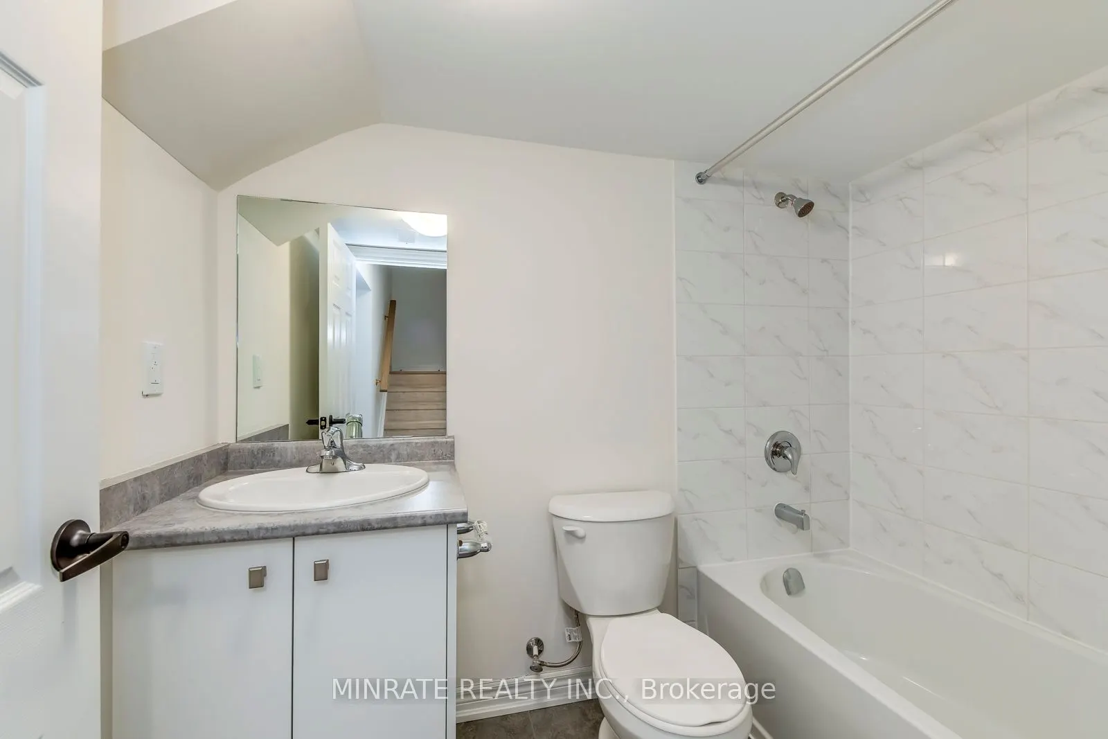 3945 Lodi Road