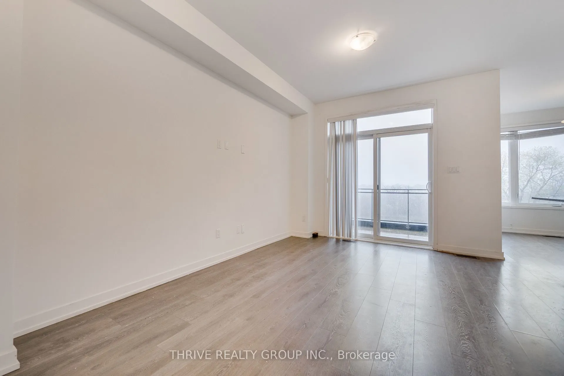 3165 Mintwood Circle