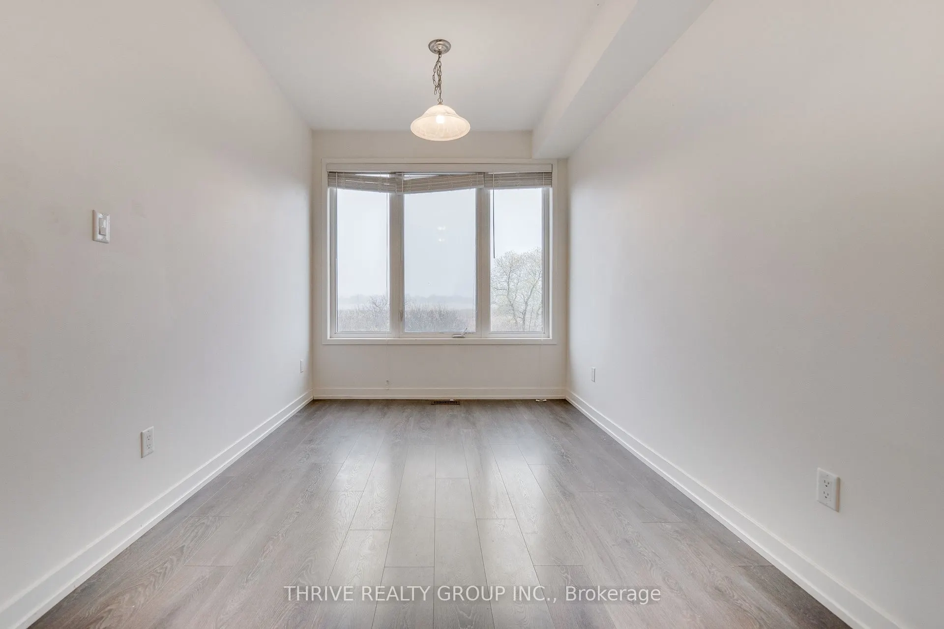 3165 Mintwood Circle