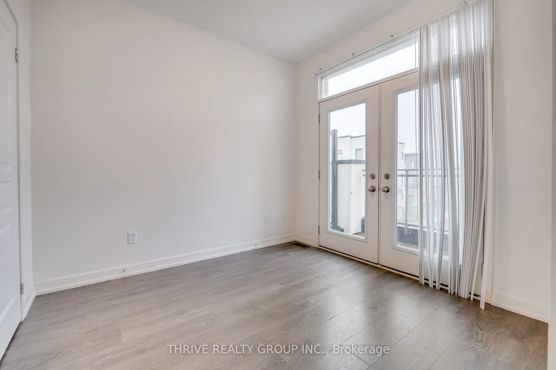 3165 Mintwood Circle