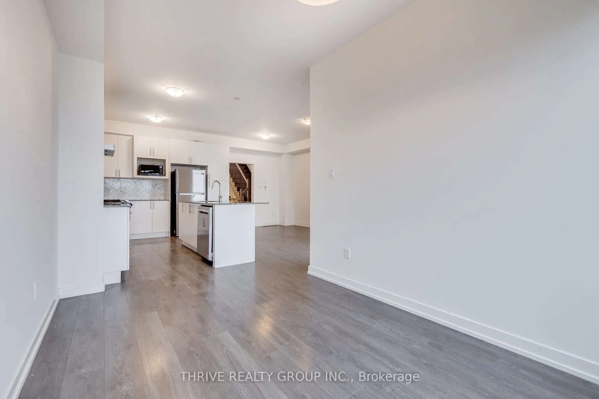 3165 Mintwood Circle