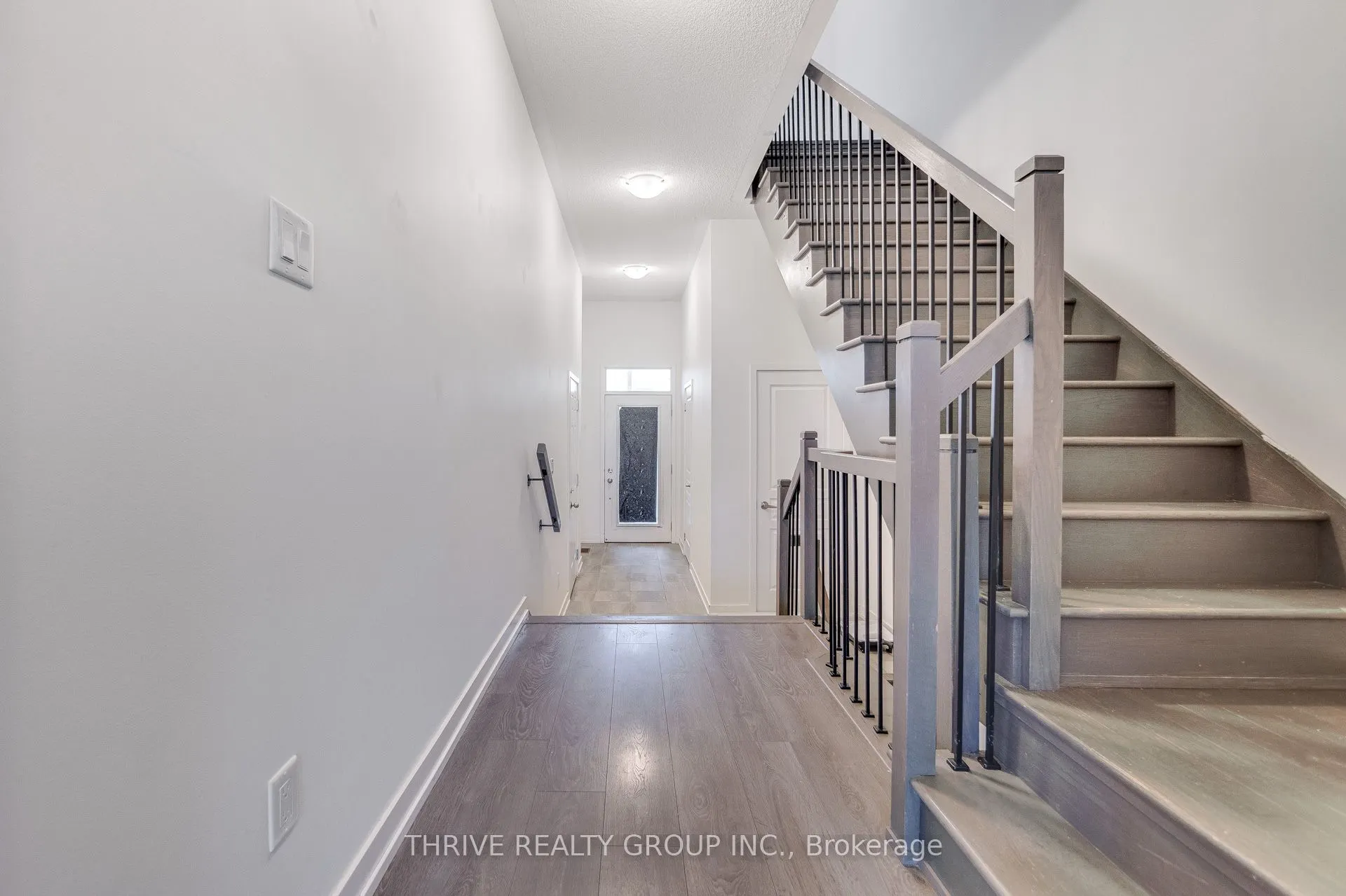 3165 Mintwood Circle