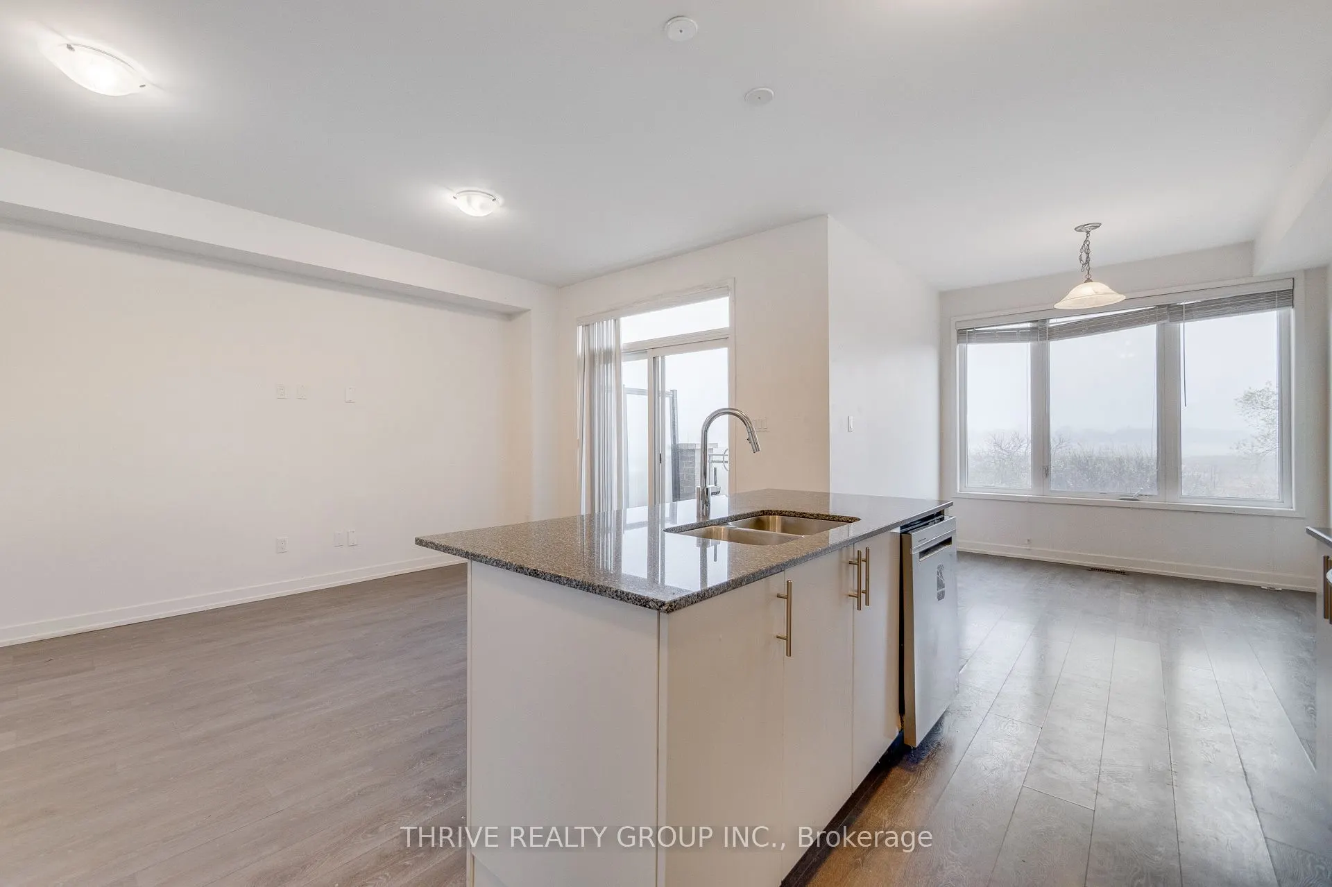 3165 Mintwood Circle