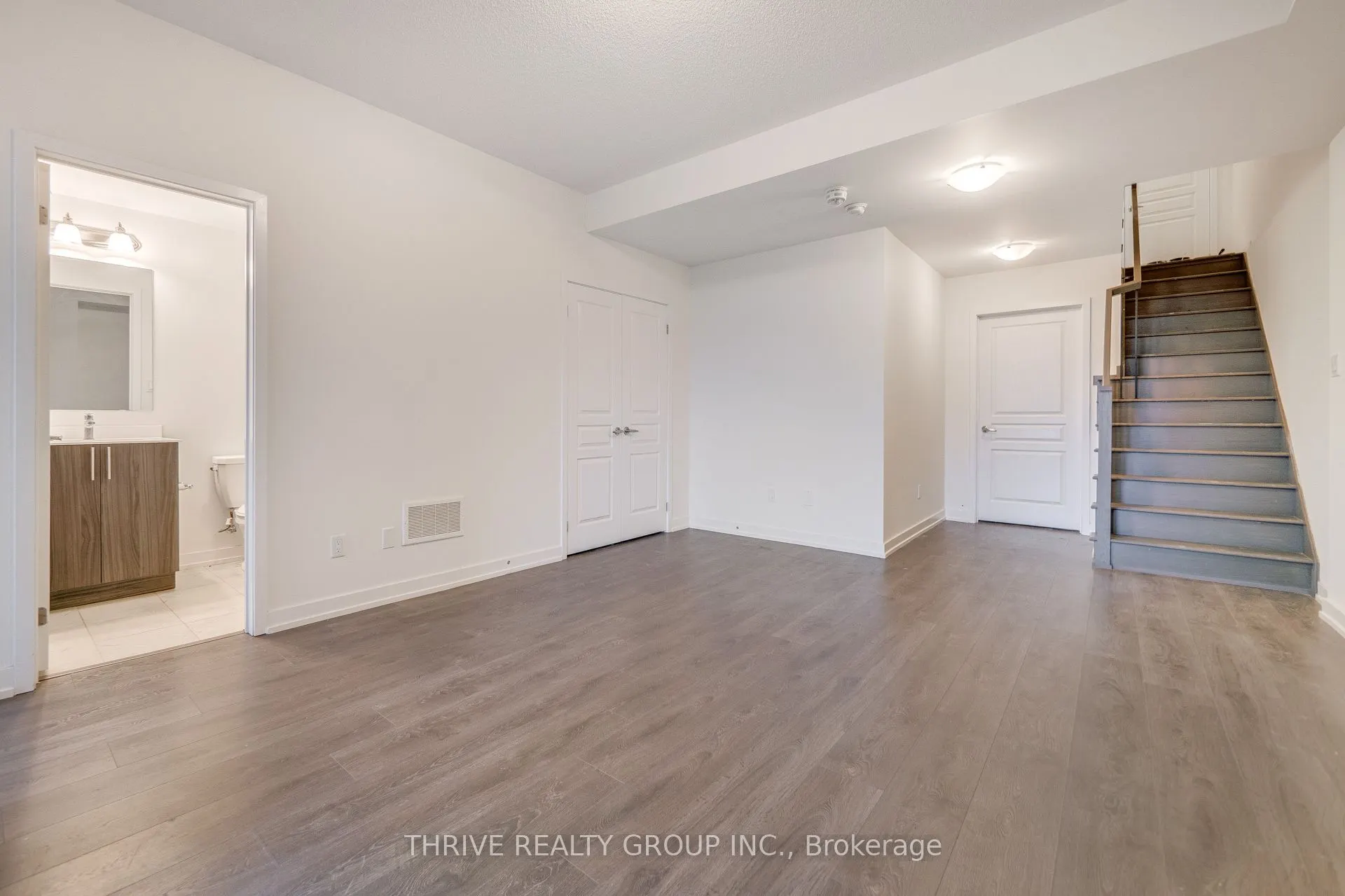 3165 Mintwood Circle