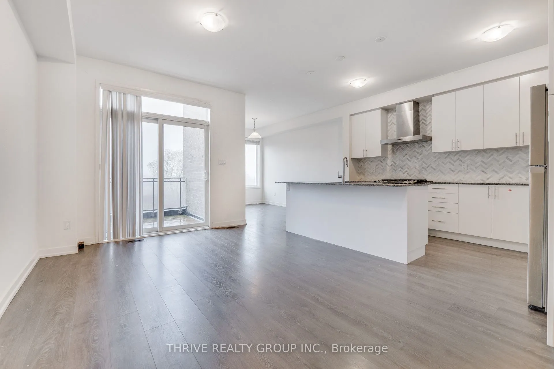 3165 Mintwood Circle