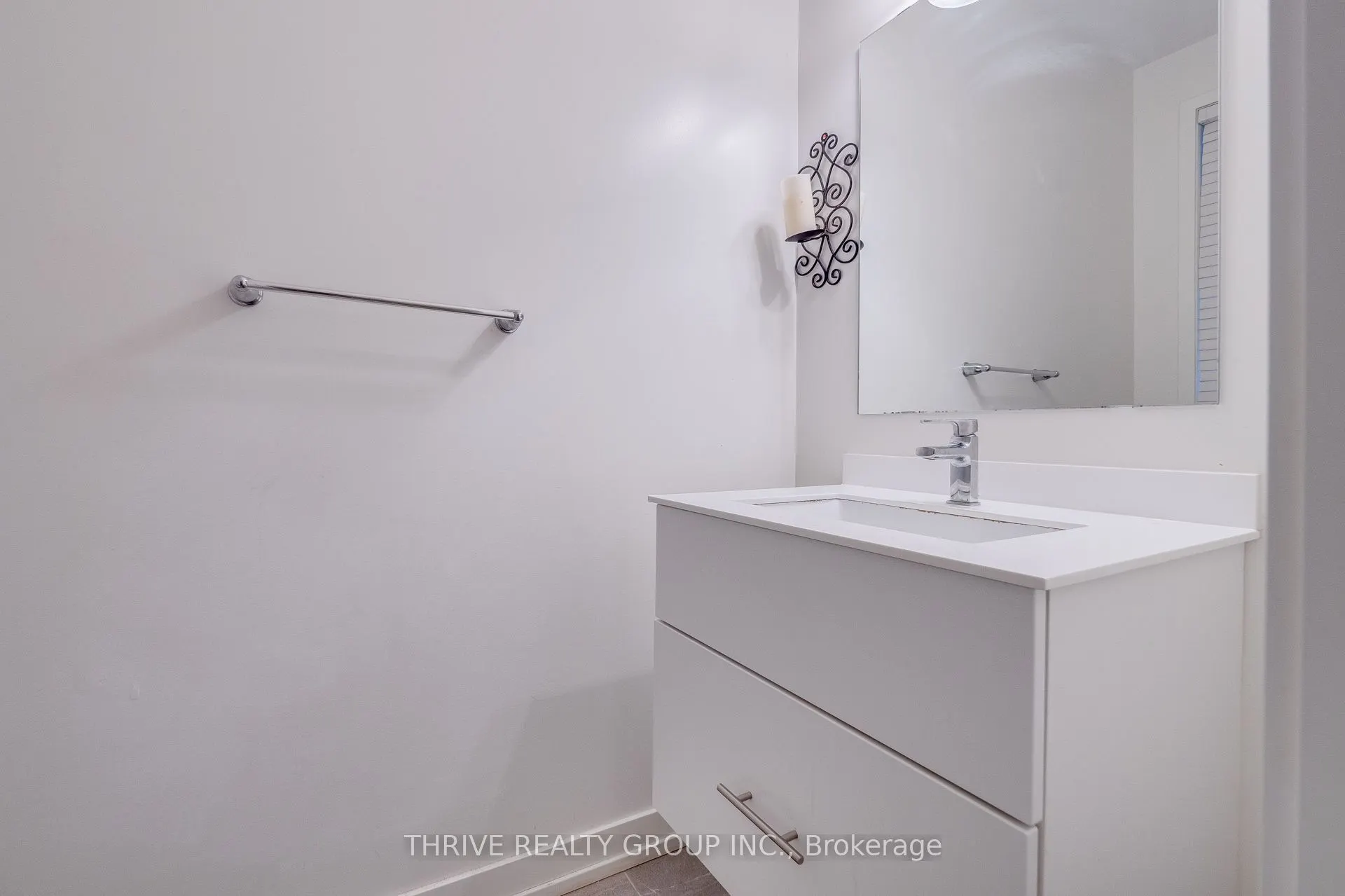 3165 Mintwood Circle