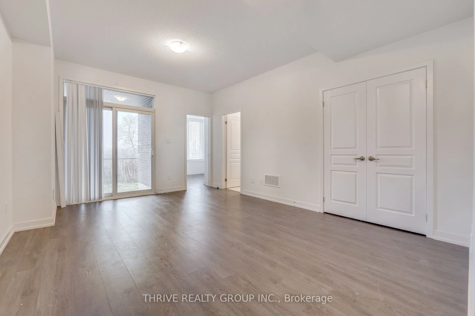 3165 Mintwood Circle