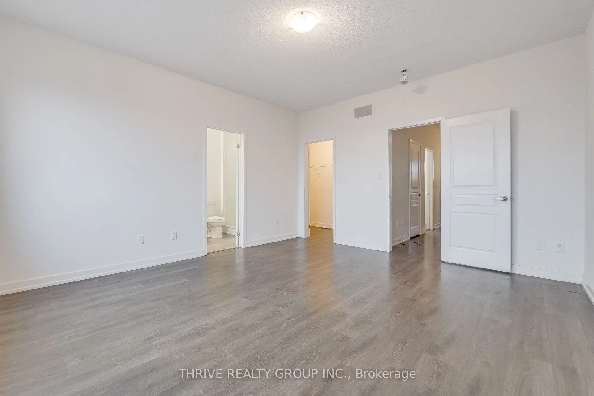 3165 Mintwood Circle