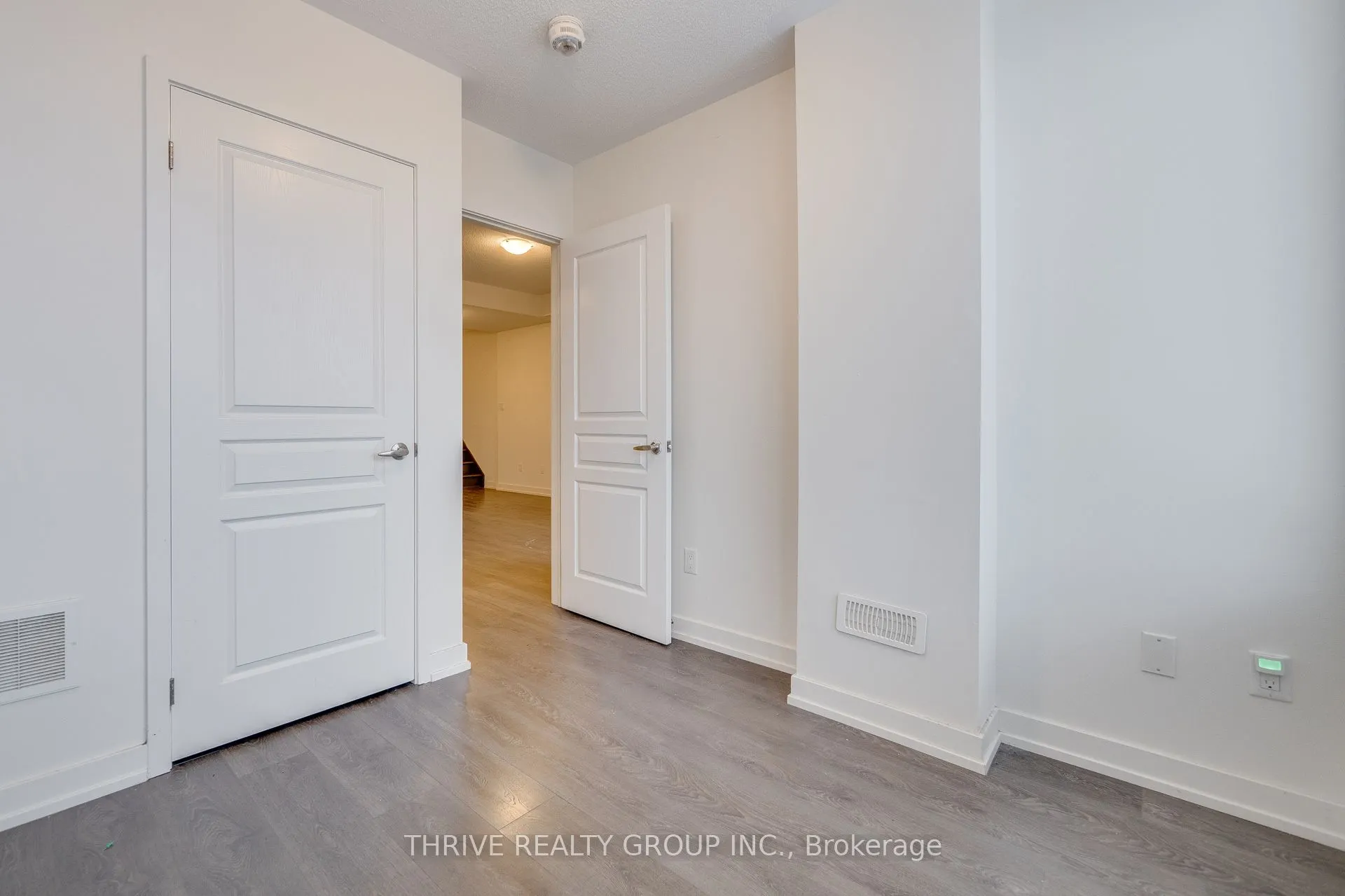 3165 Mintwood Circle