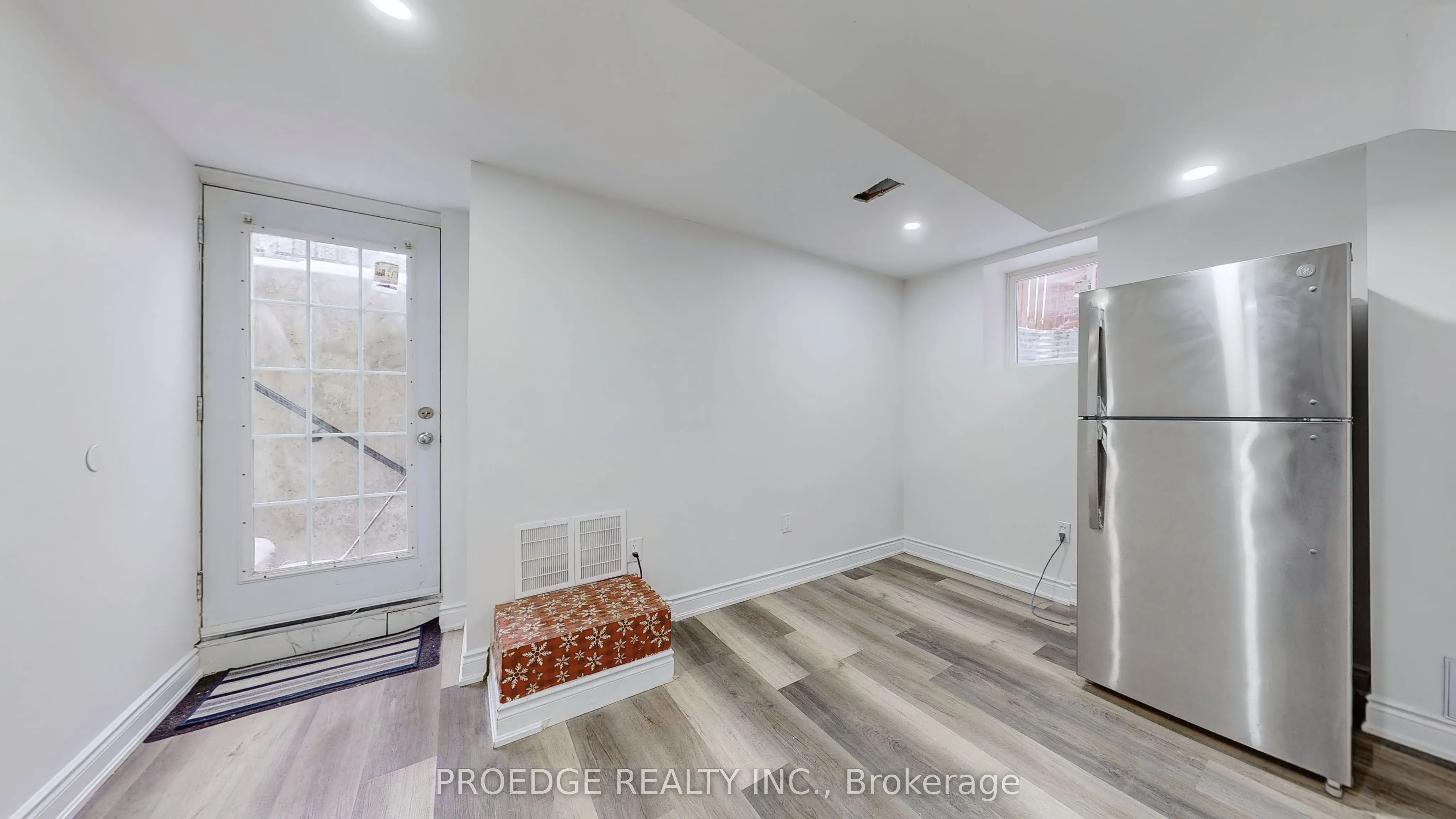 31 Luella Crescent