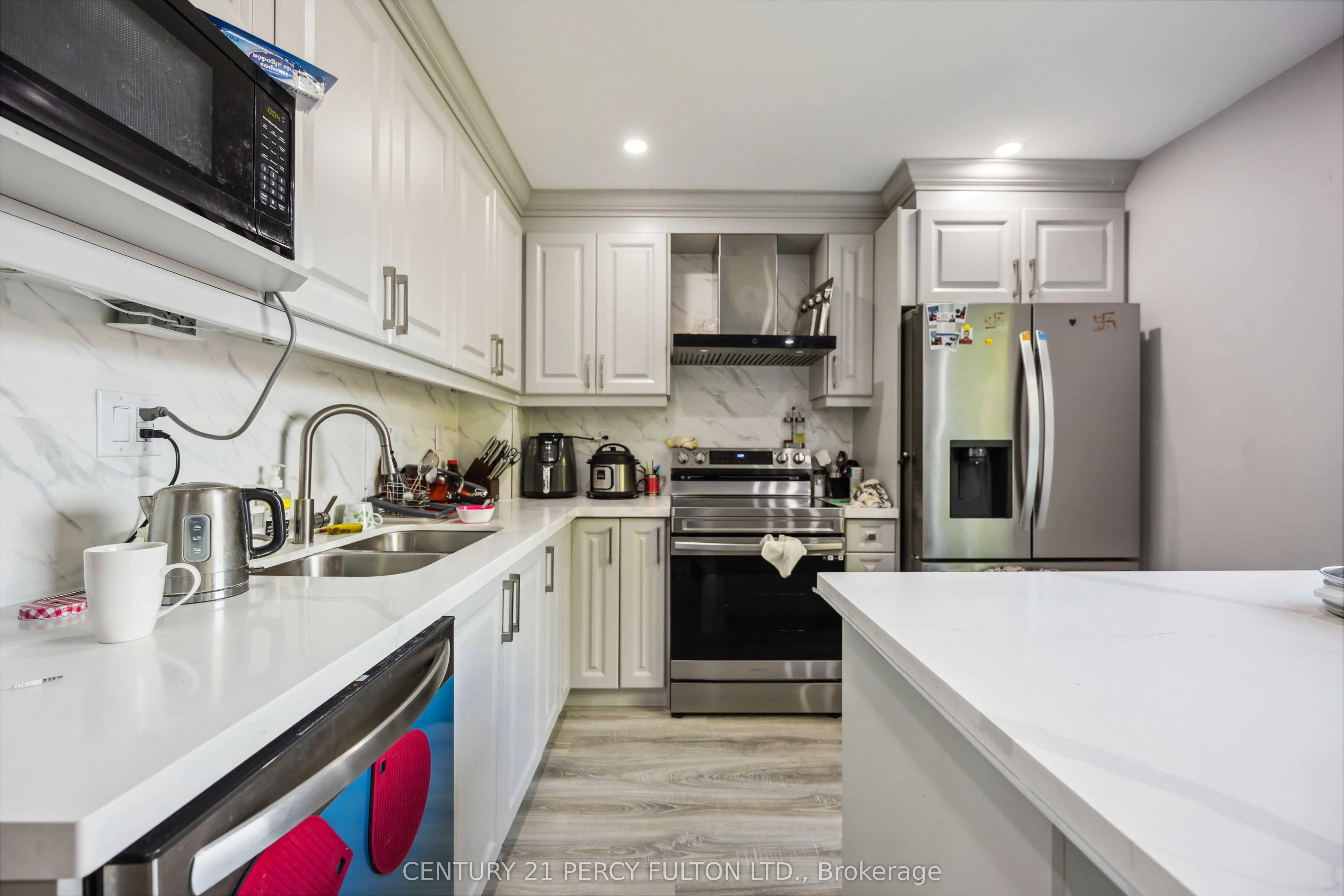 47 Woolenscote Circle