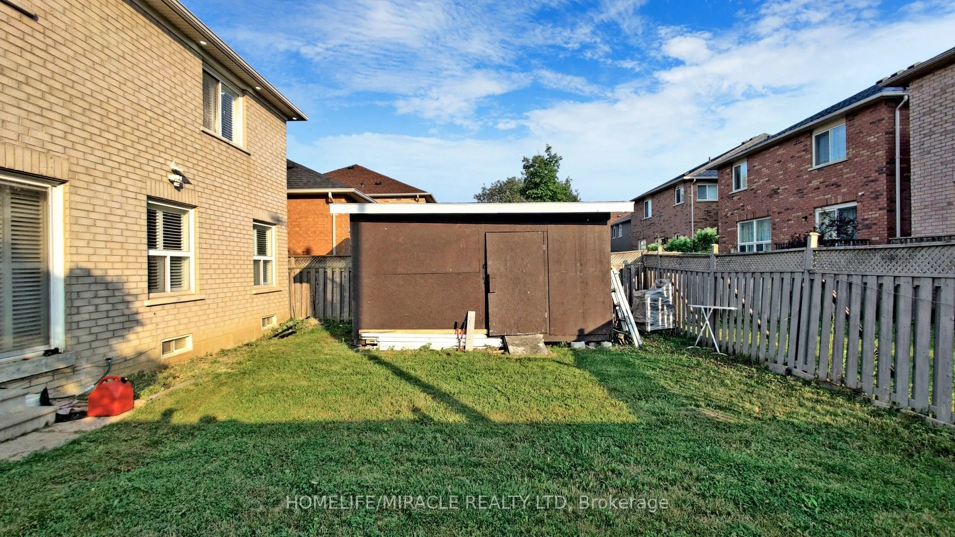 2 Clovercrest Drive