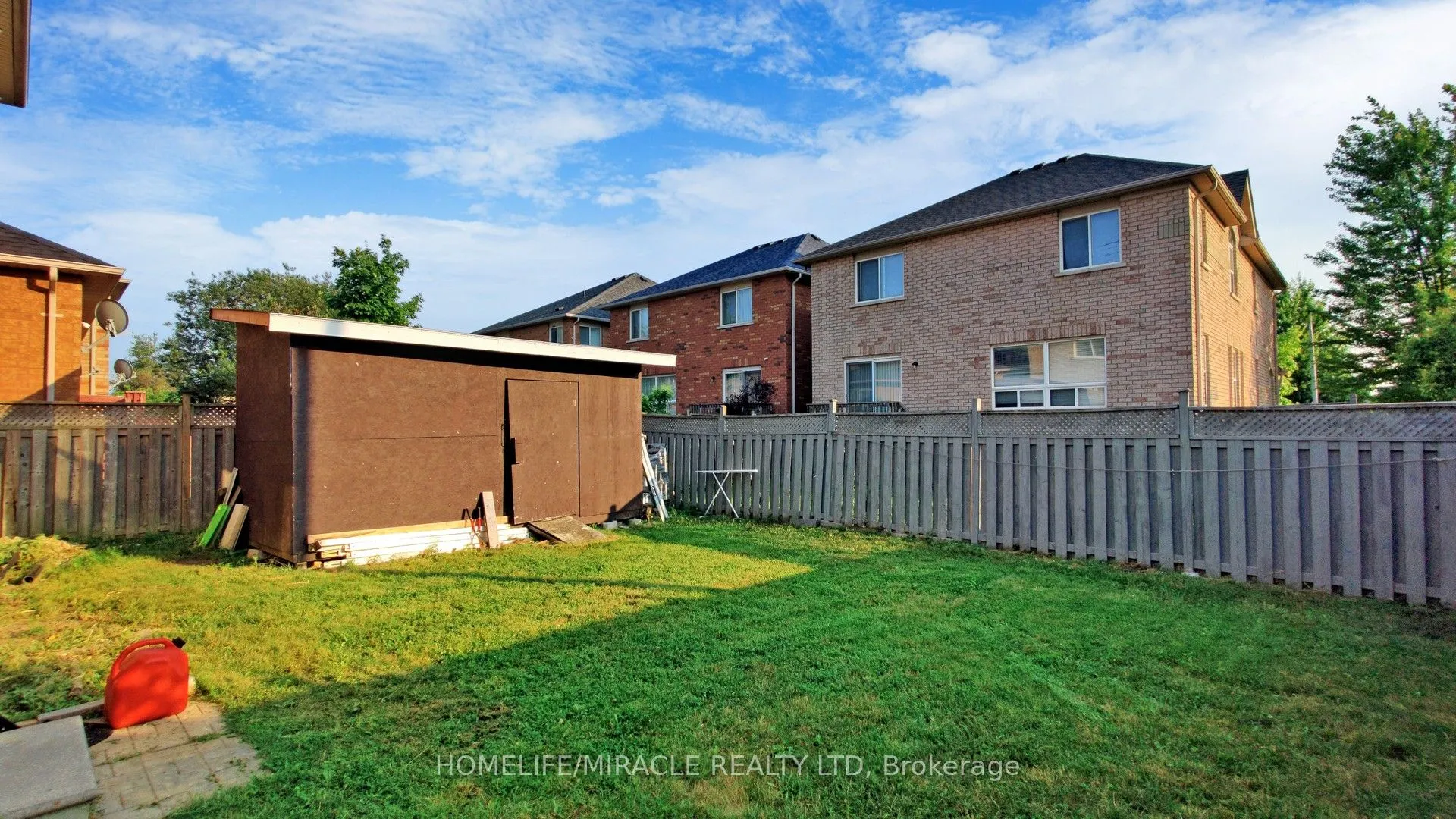 2 Clovercrest Drive