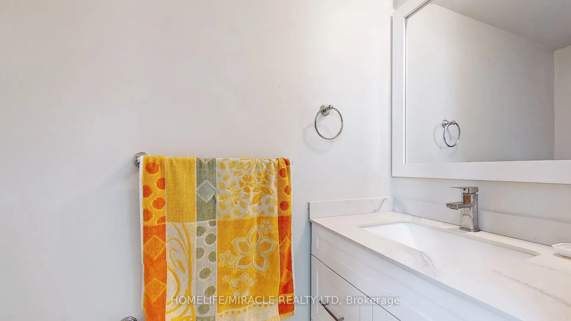 2 Clovercrest Drive