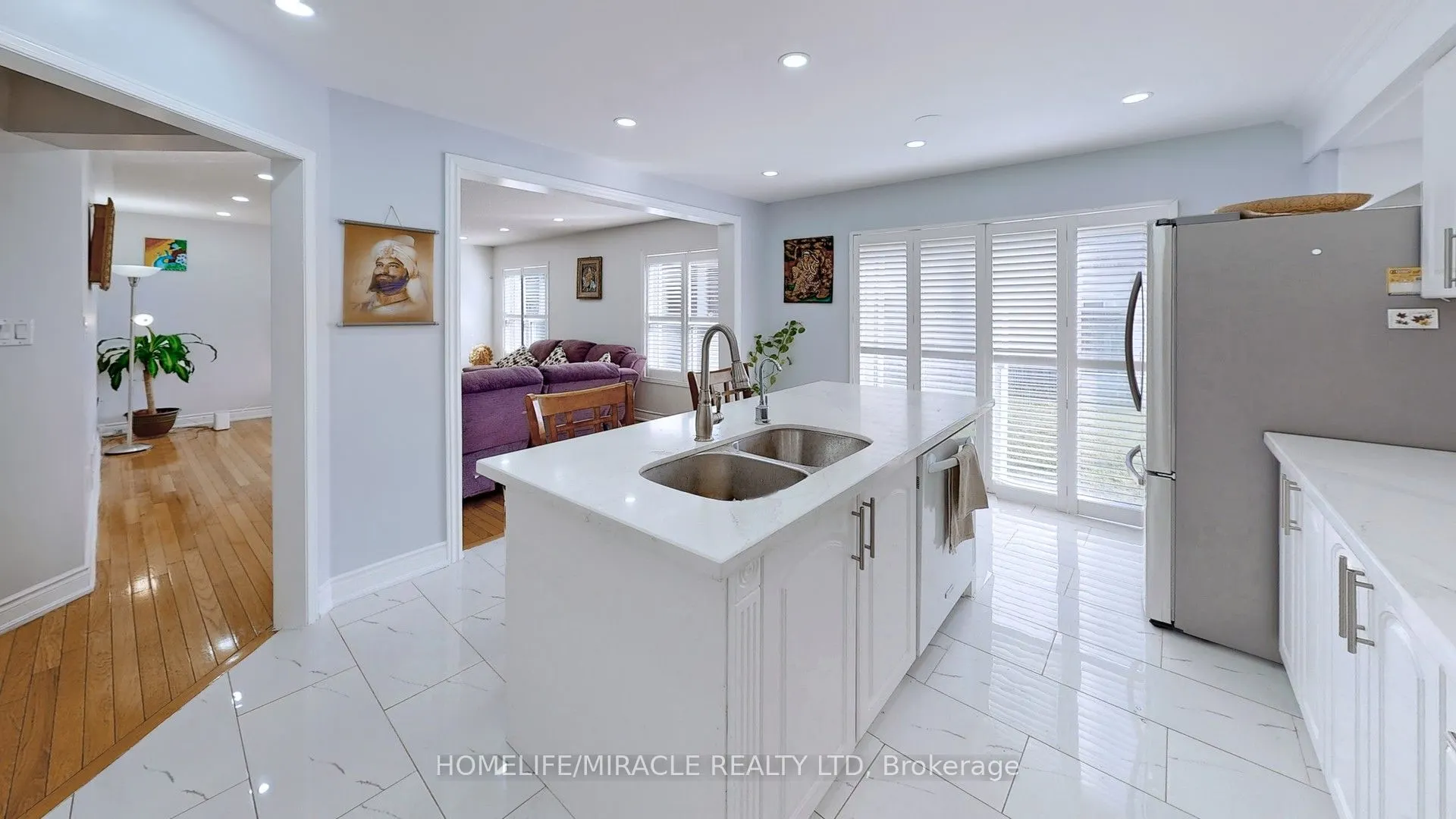 2 Clovercrest Drive