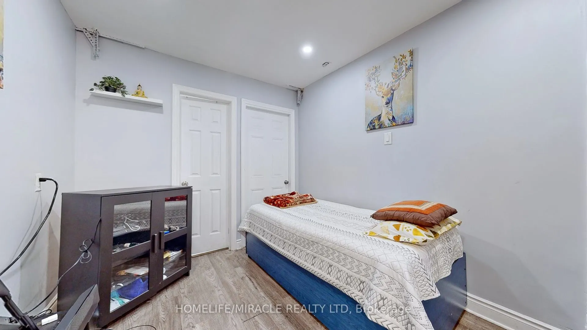 2 Clovercrest Drive