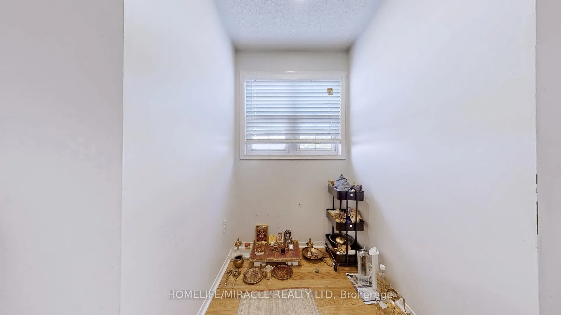 2 Clovercrest Drive