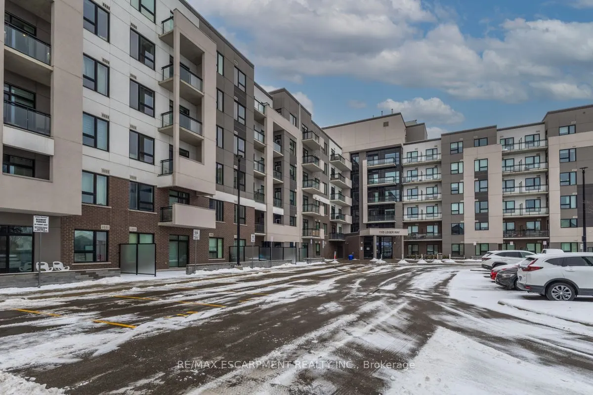 1105 Leger Way, #211