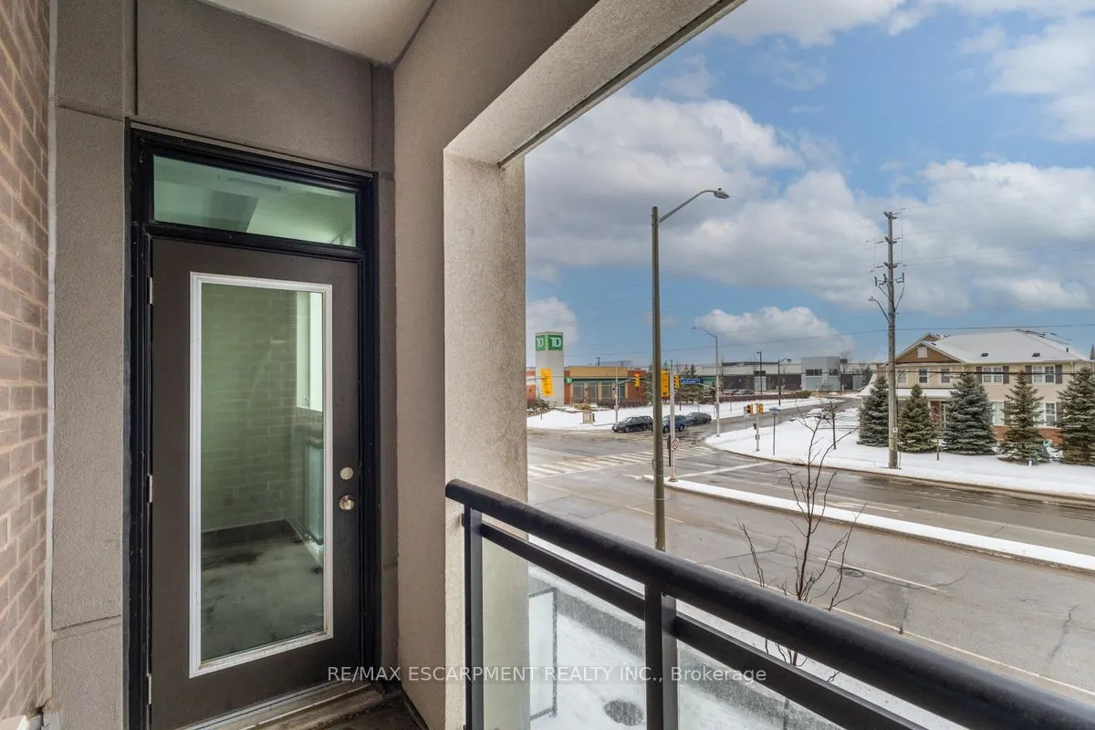 1105 Leger Way, #211