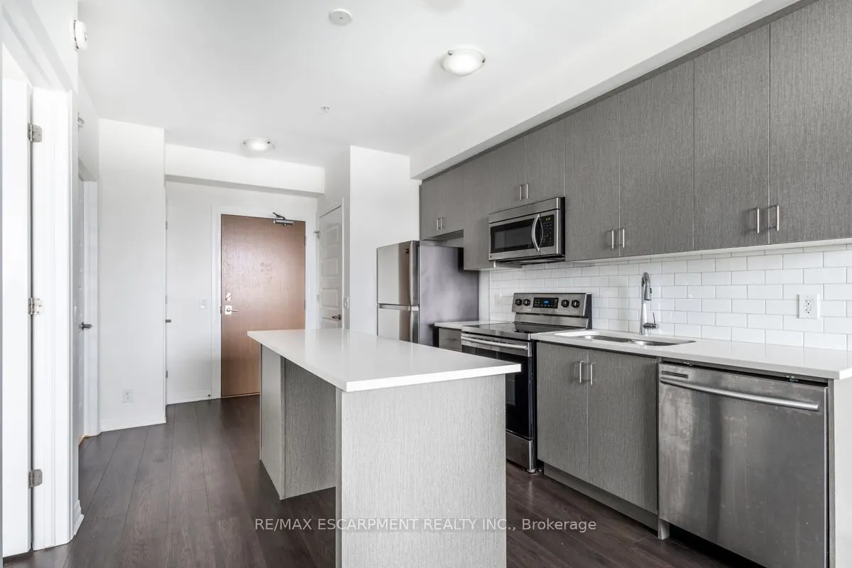1105 Leger Way, #211