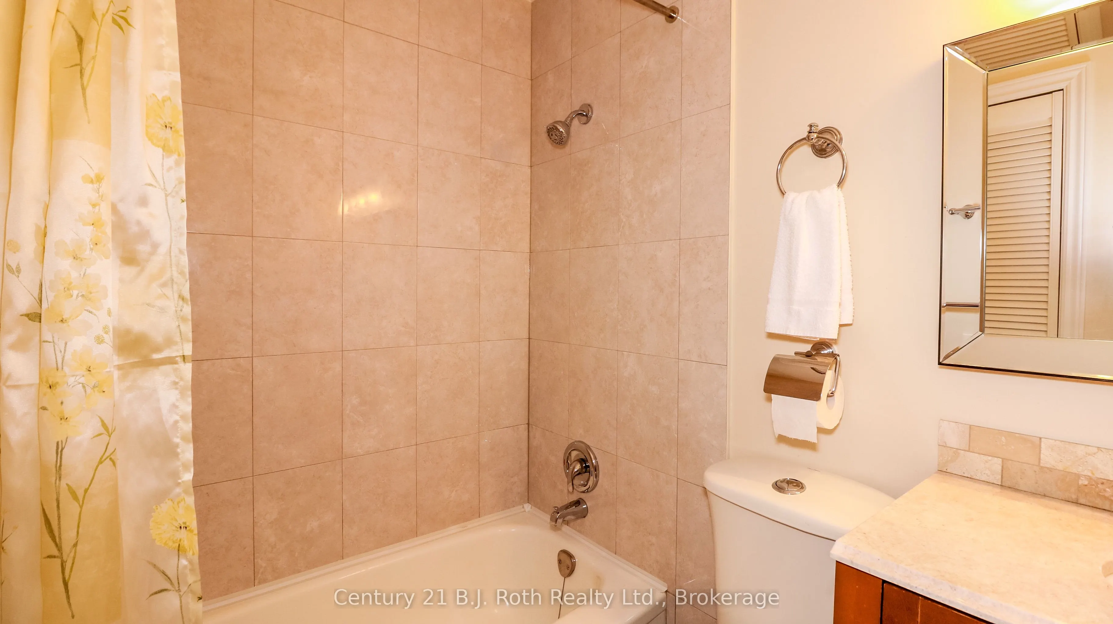 25 Redstone Path, #25
