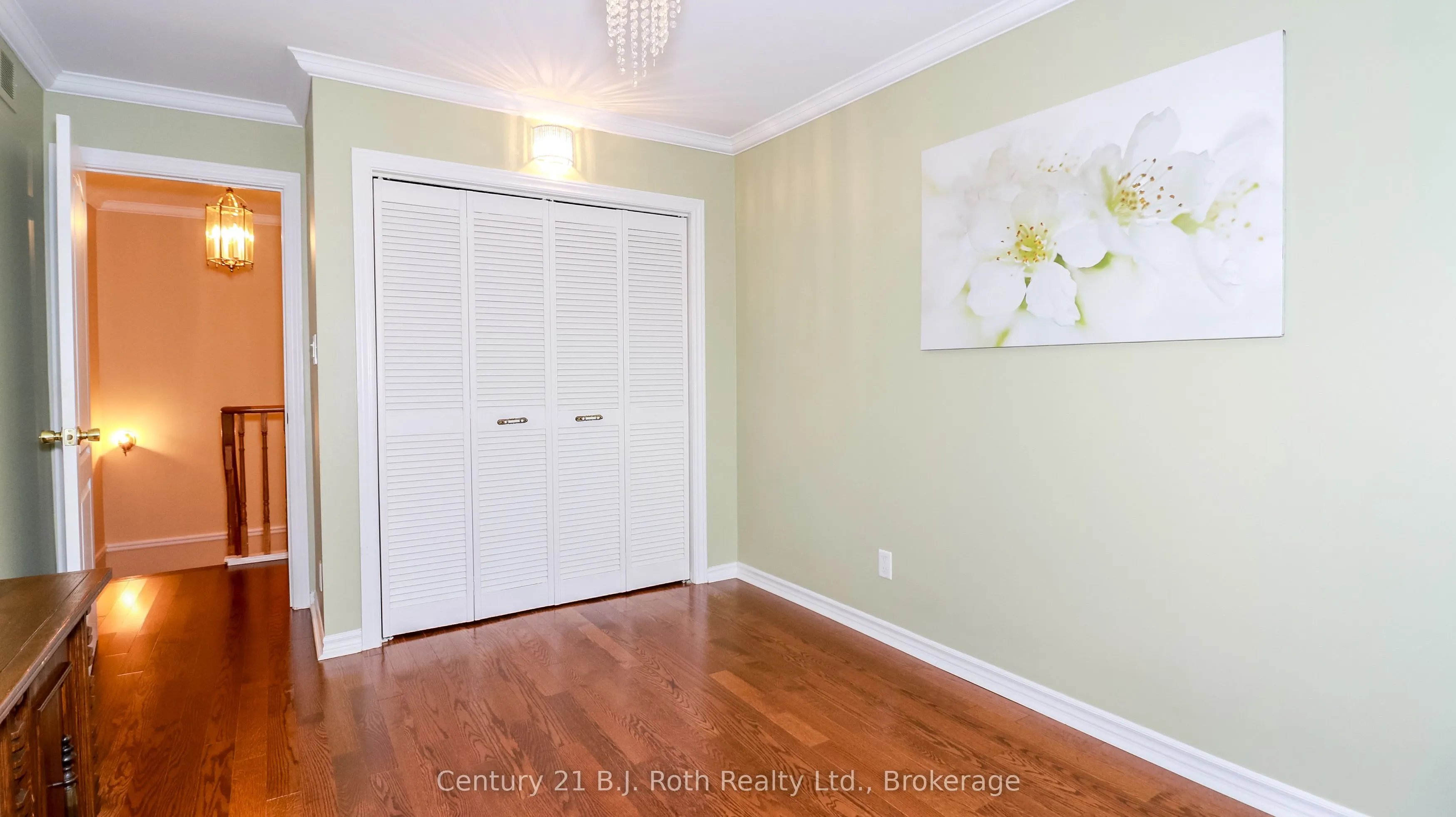 25 Redstone Path, #25