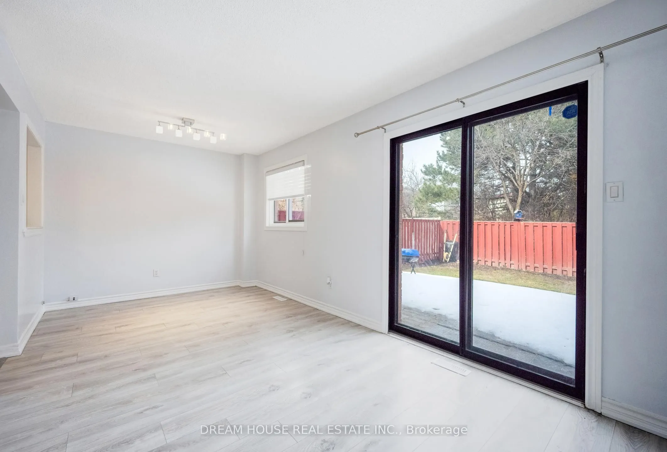 31 Wheatfield Road