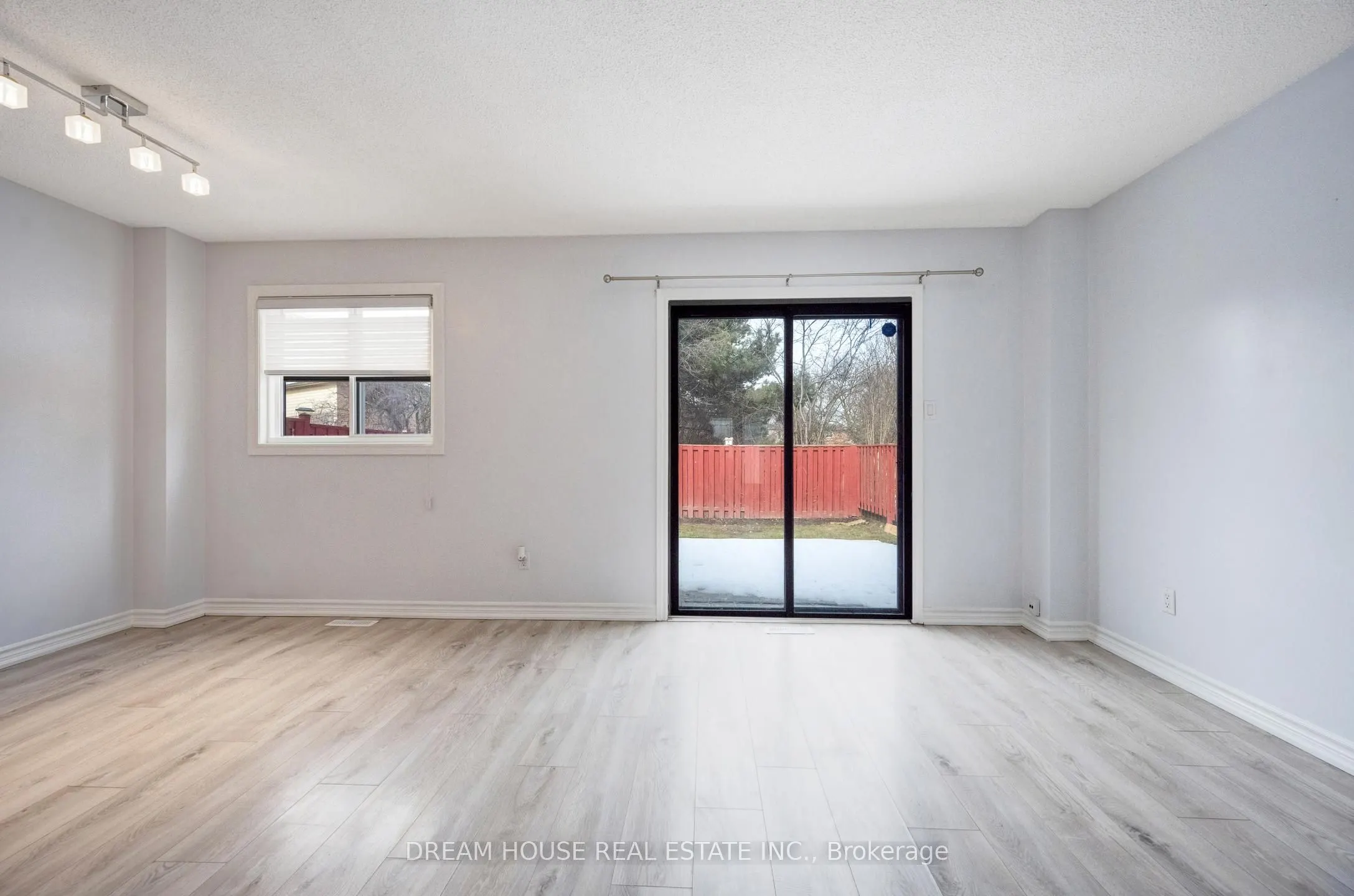 31 Wheatfield Road