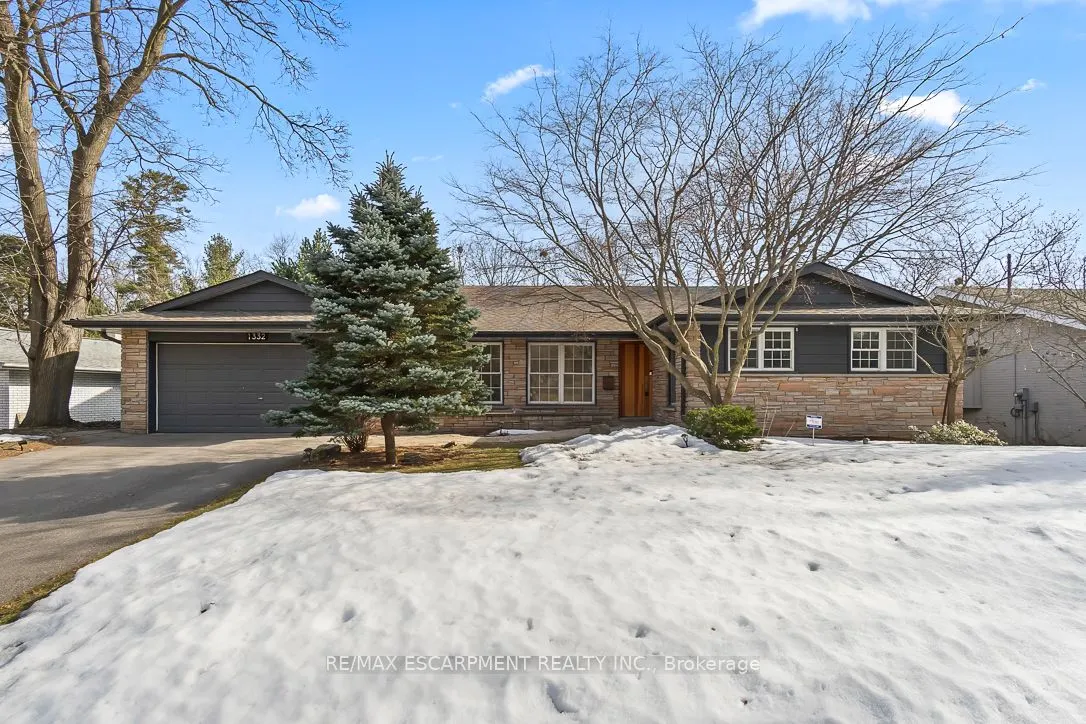 1332 GATEHOUSE Drive