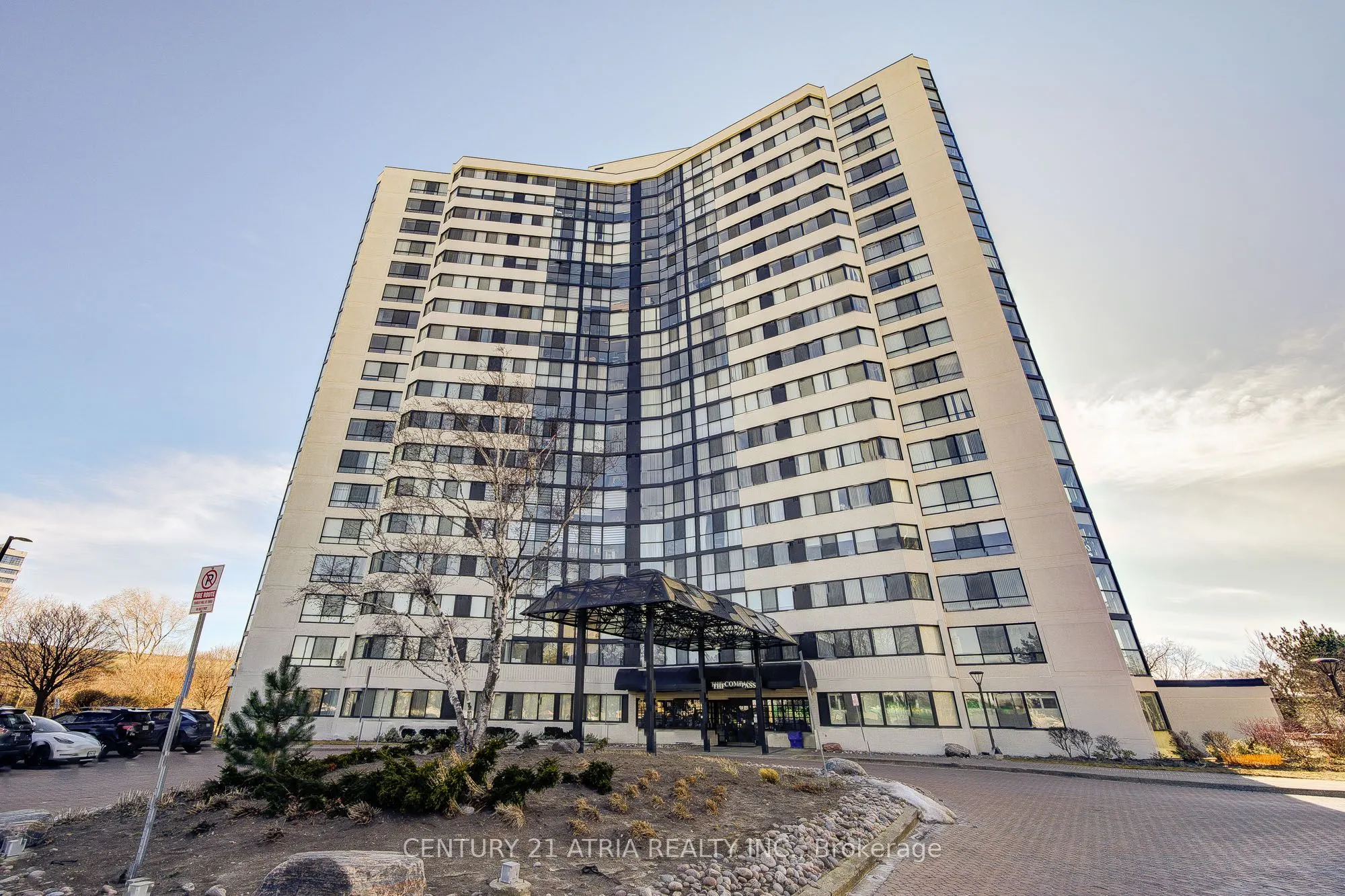 1360 Rathburn Road E, #1505