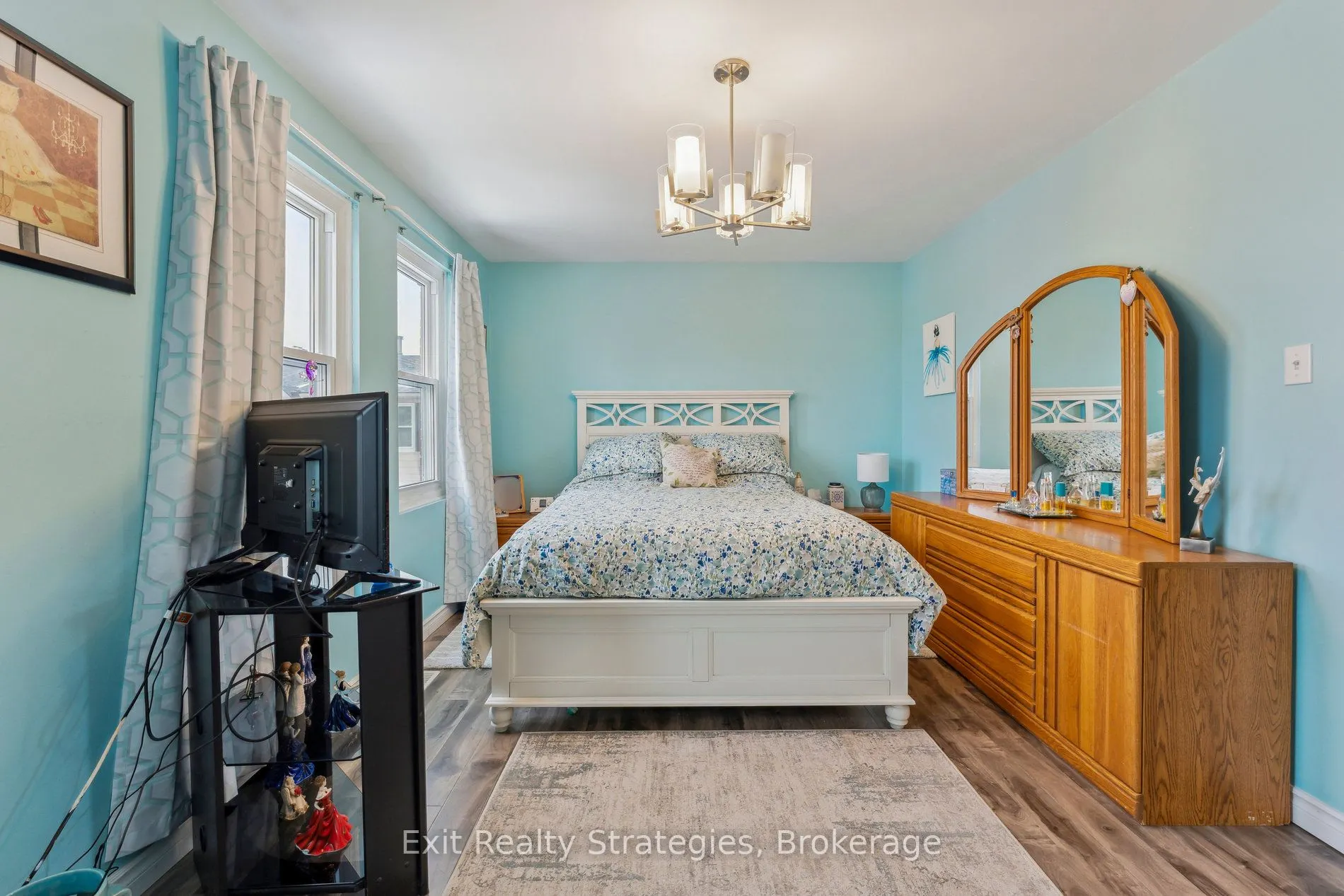 900 Central Park Drive N #78
