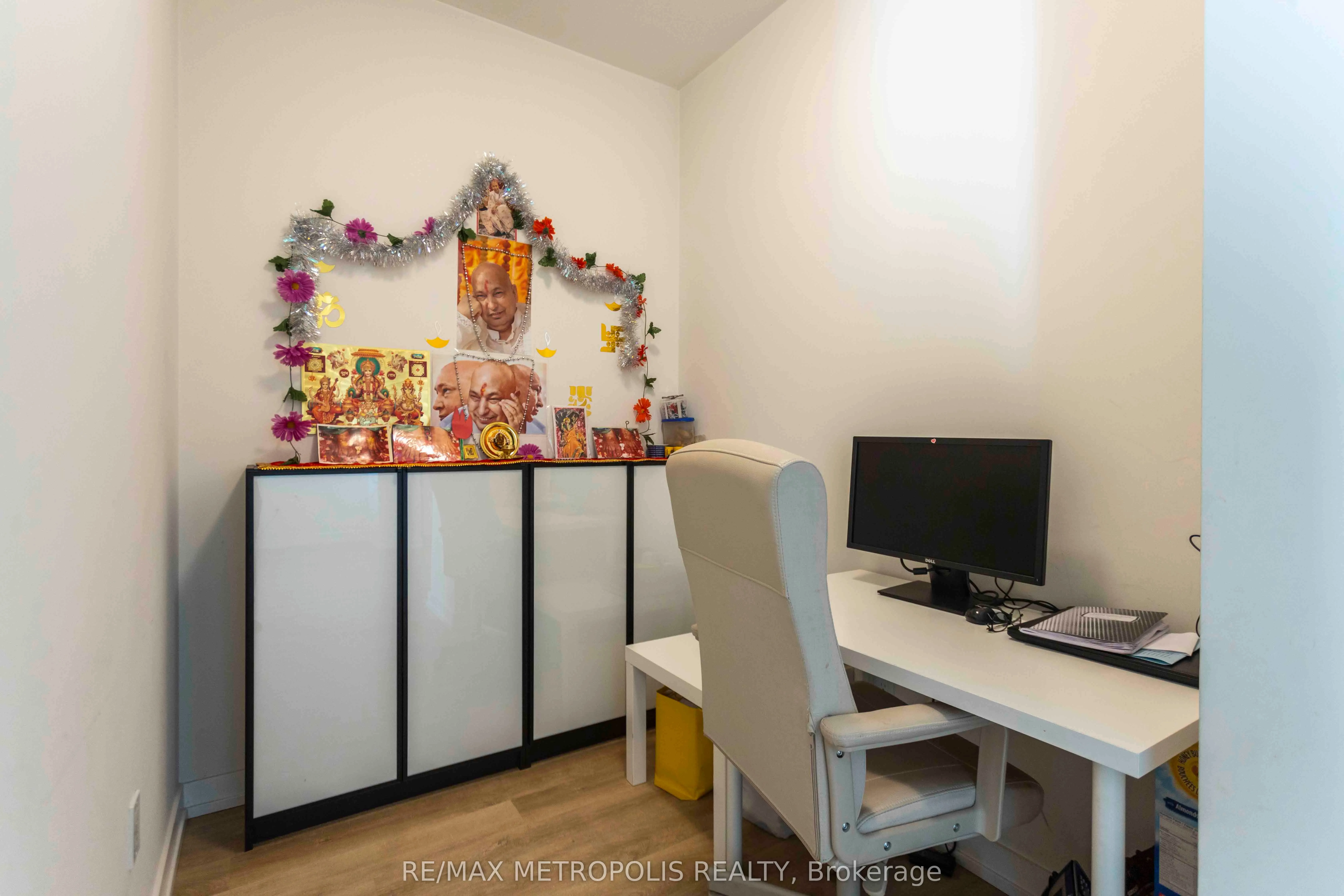2300 St Clair Avenue W, #308