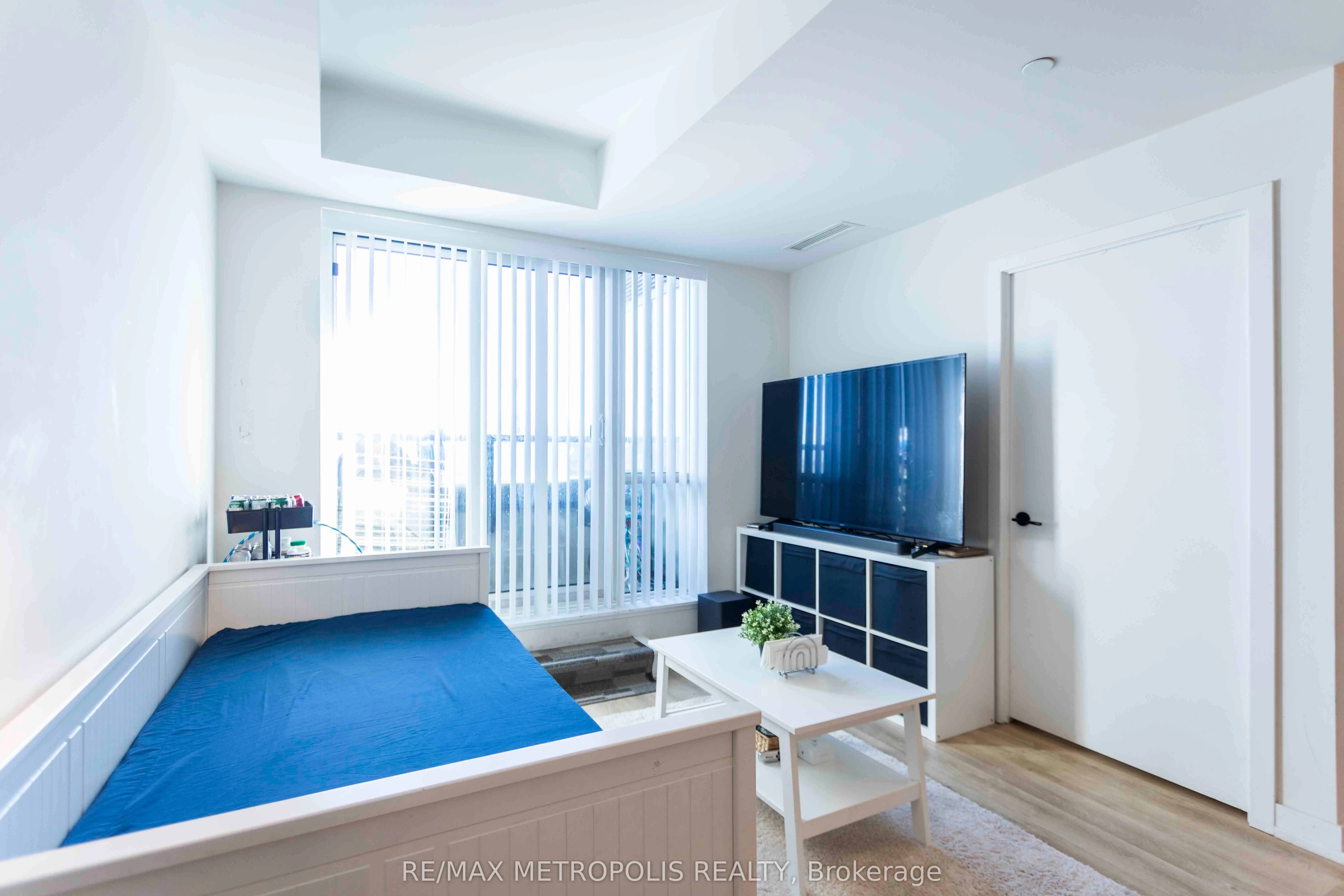 2300 St Clair Avenue W, #308
