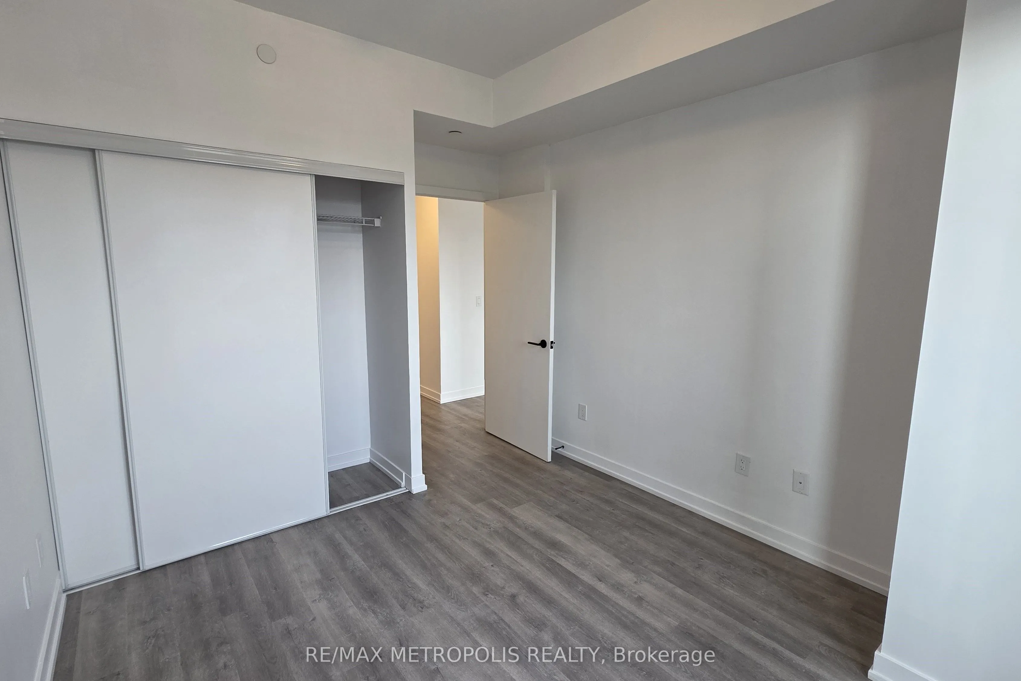 2300 St Clair Avenue W, #307