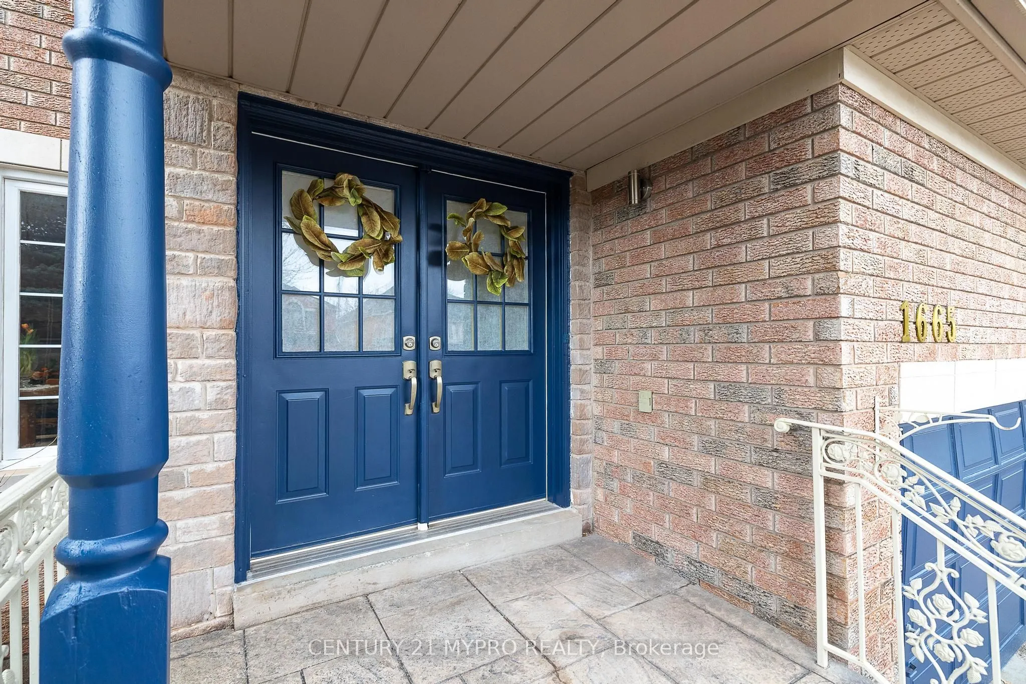 1665 Glenvista Drive