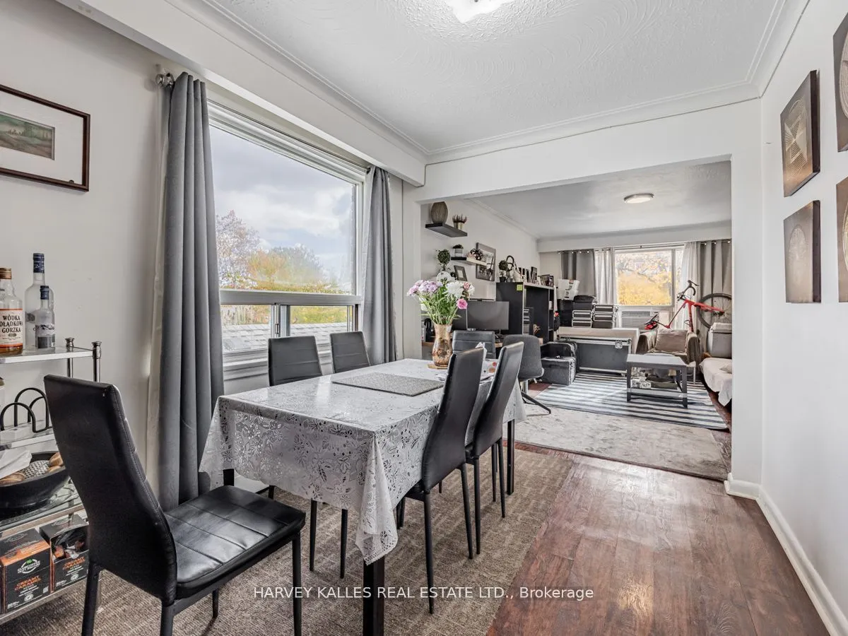 6 Carrington Avenue