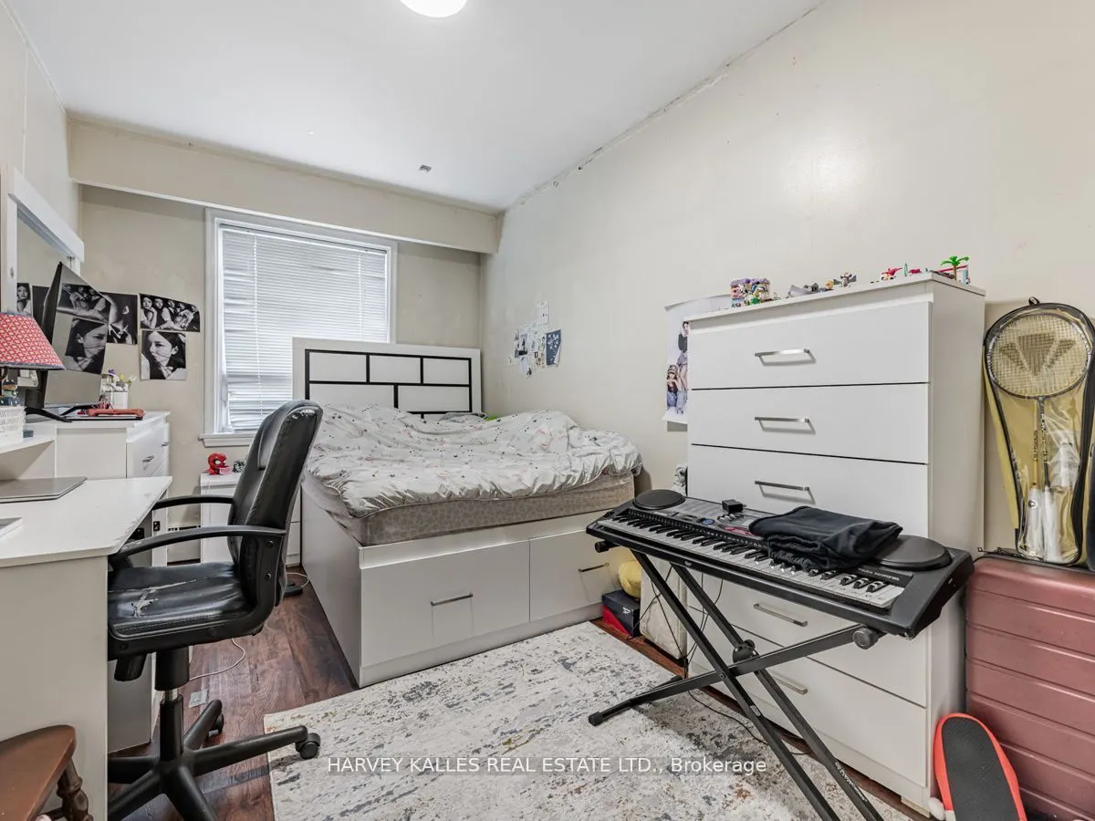 6 Carrington Avenue