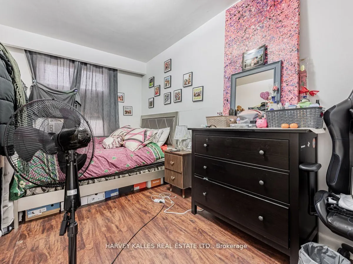 6 Carrington Avenue