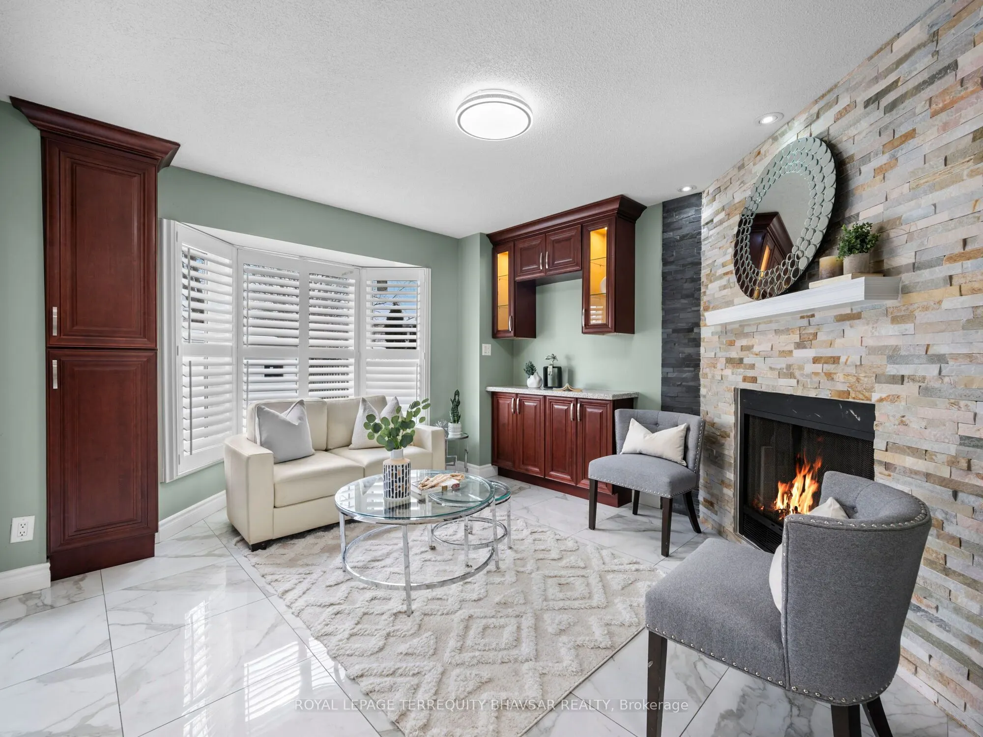 3118 Shadetree Drive