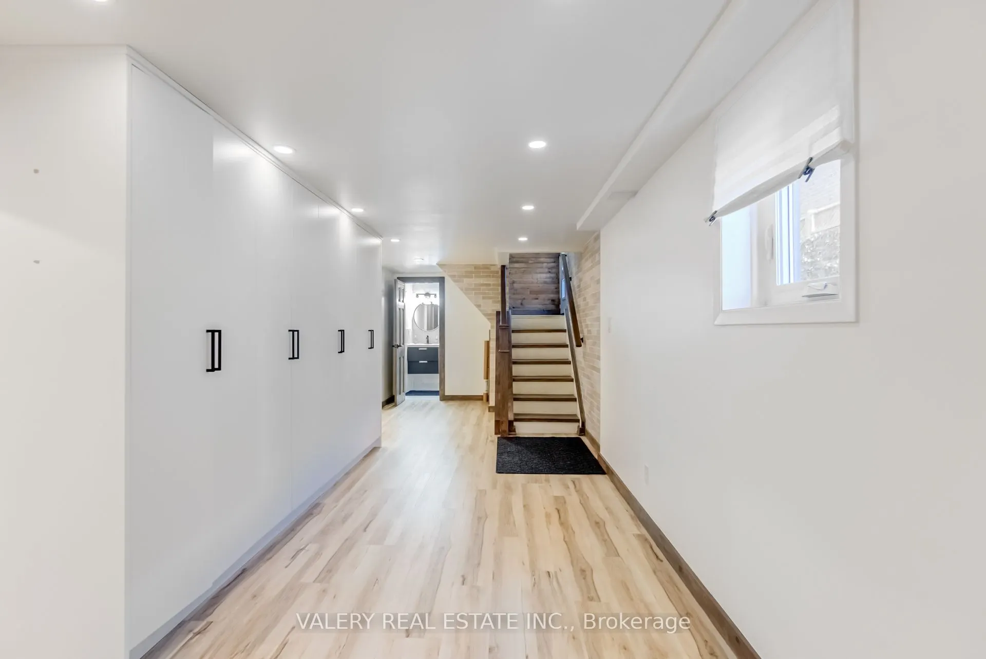 105 North Carson Street