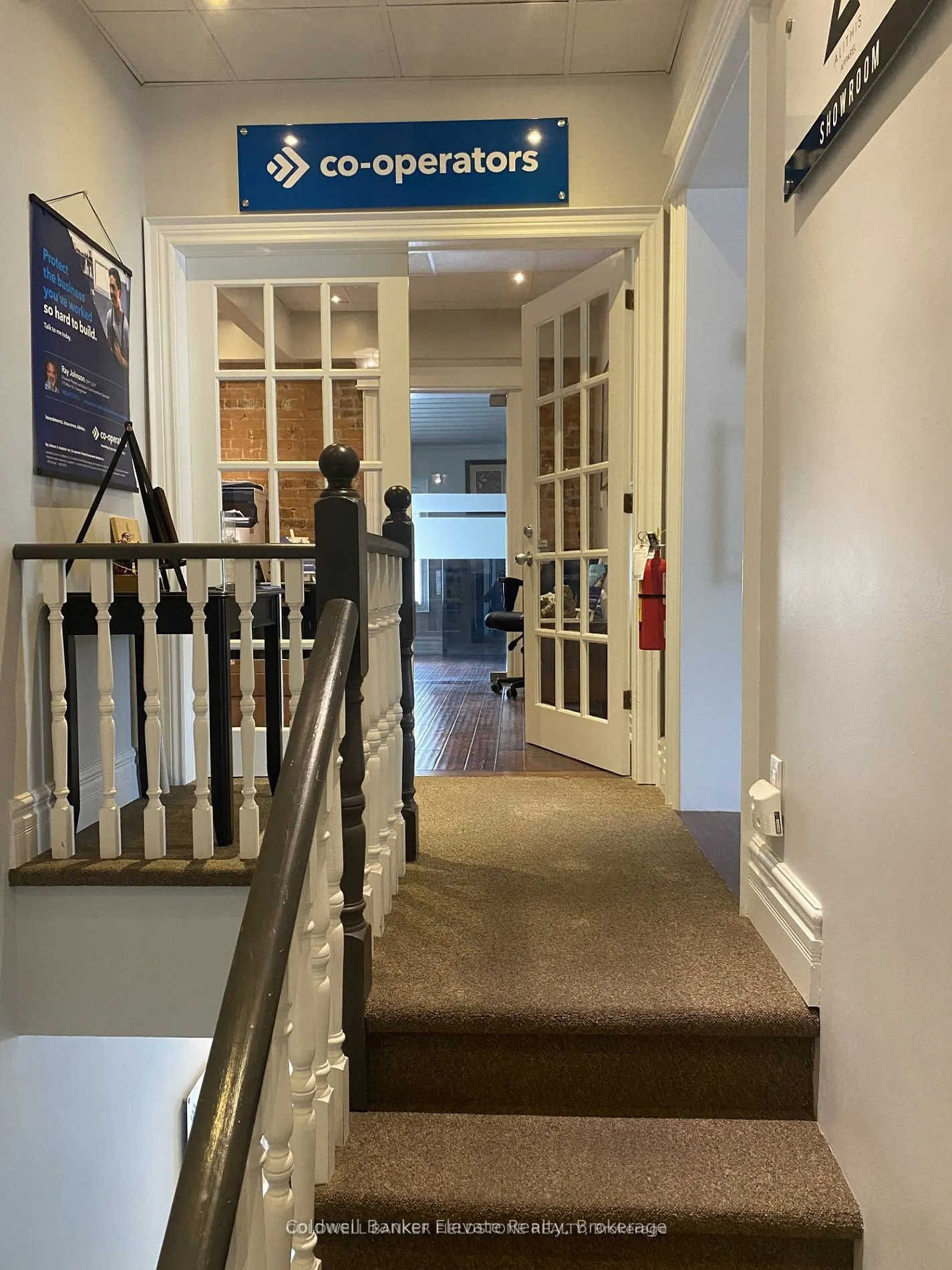 115 Main Street S