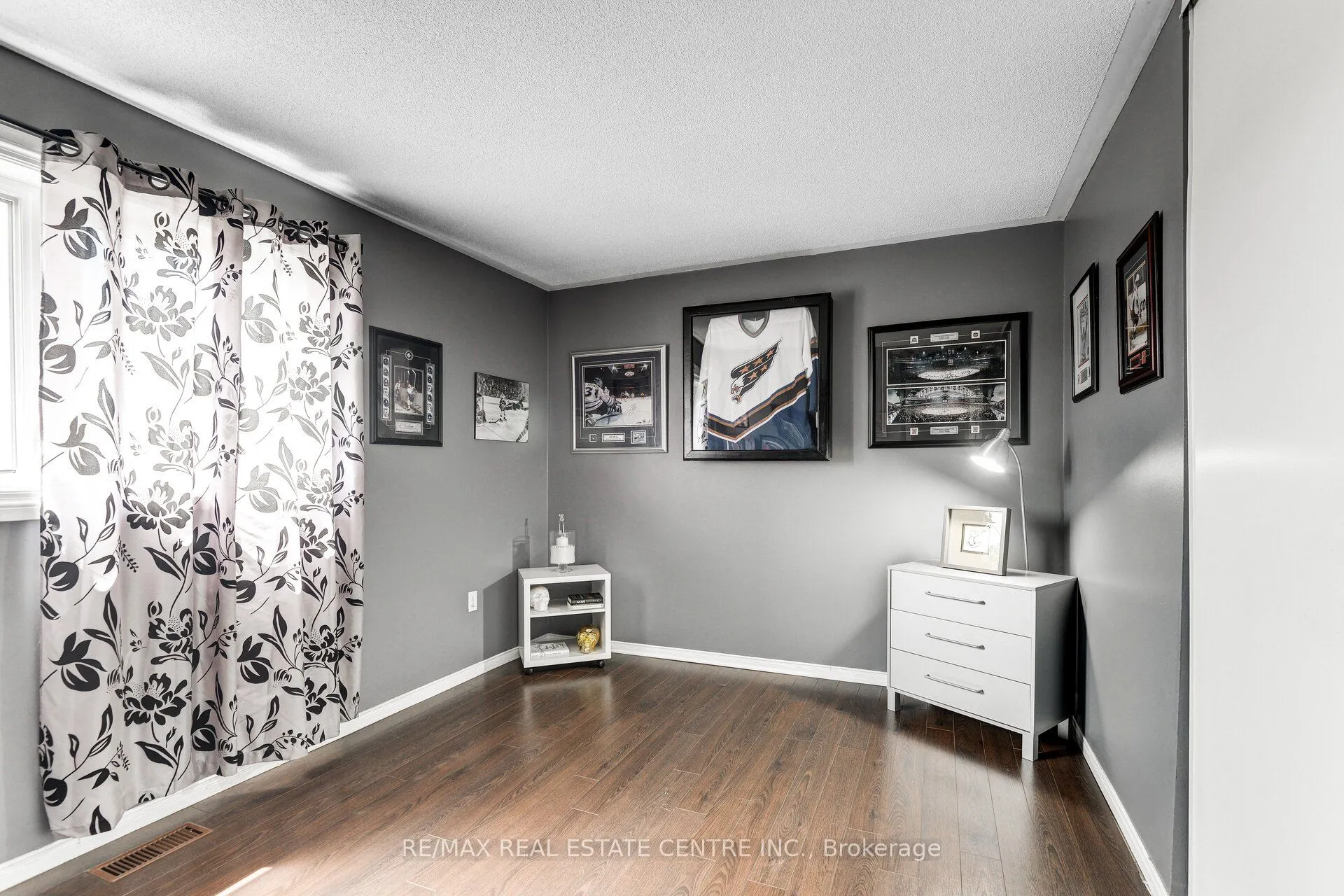 226 Howard Crescent