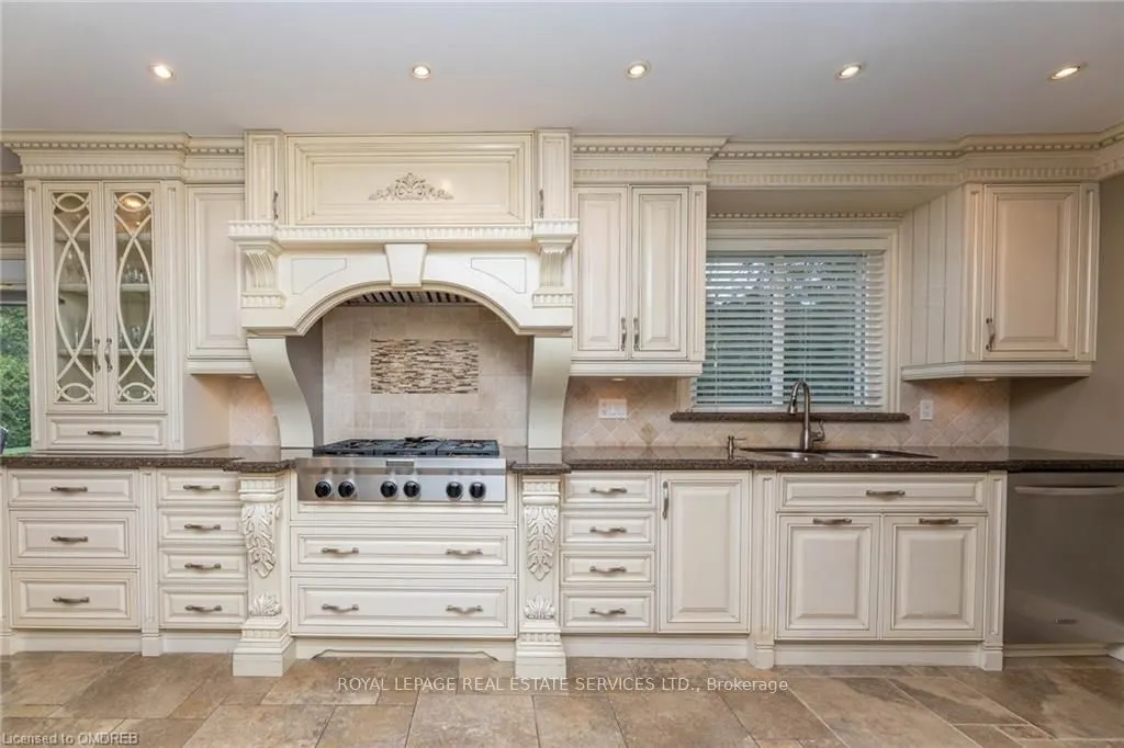 2123 Kawartha Crescent