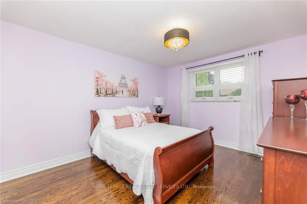 2123 Kawartha Crescent