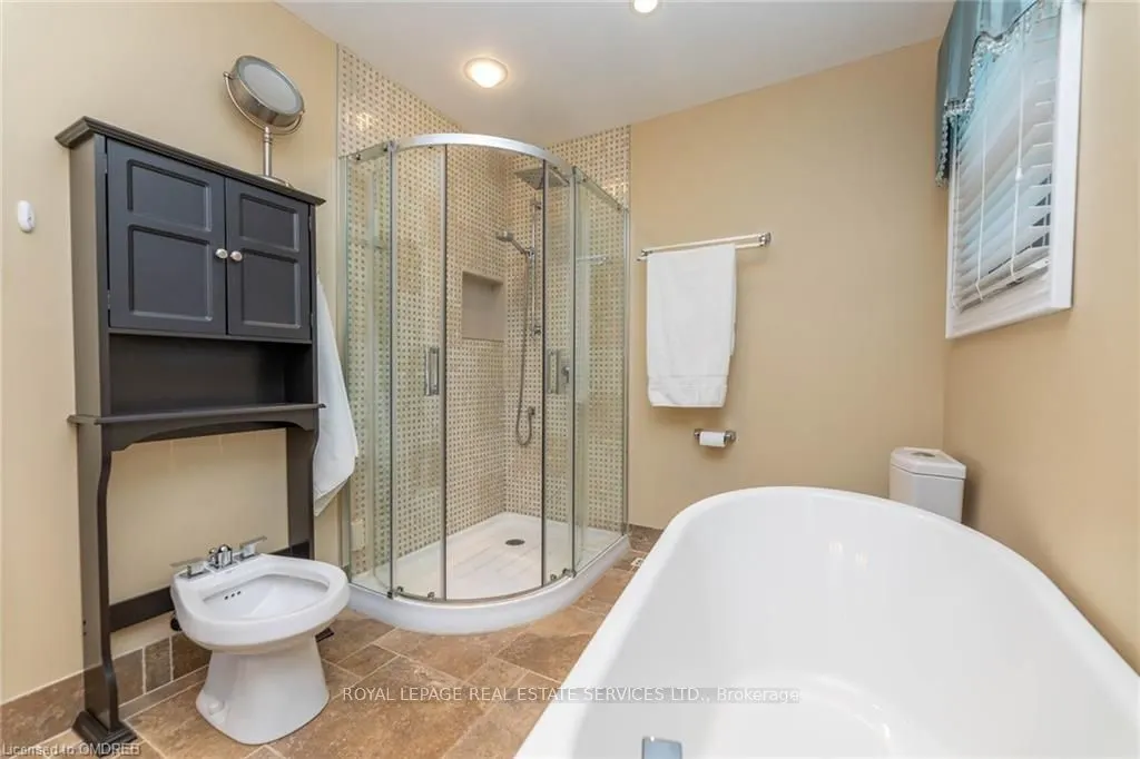 2123 Kawartha Crescent