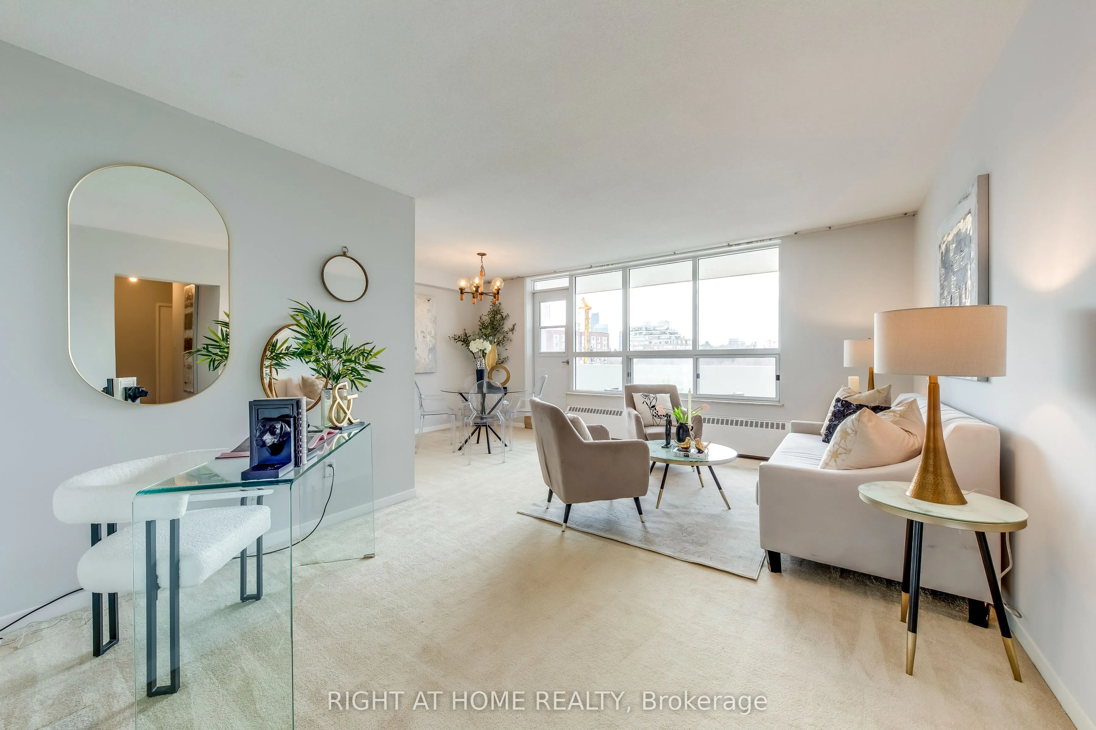 45 Southport Street, #412